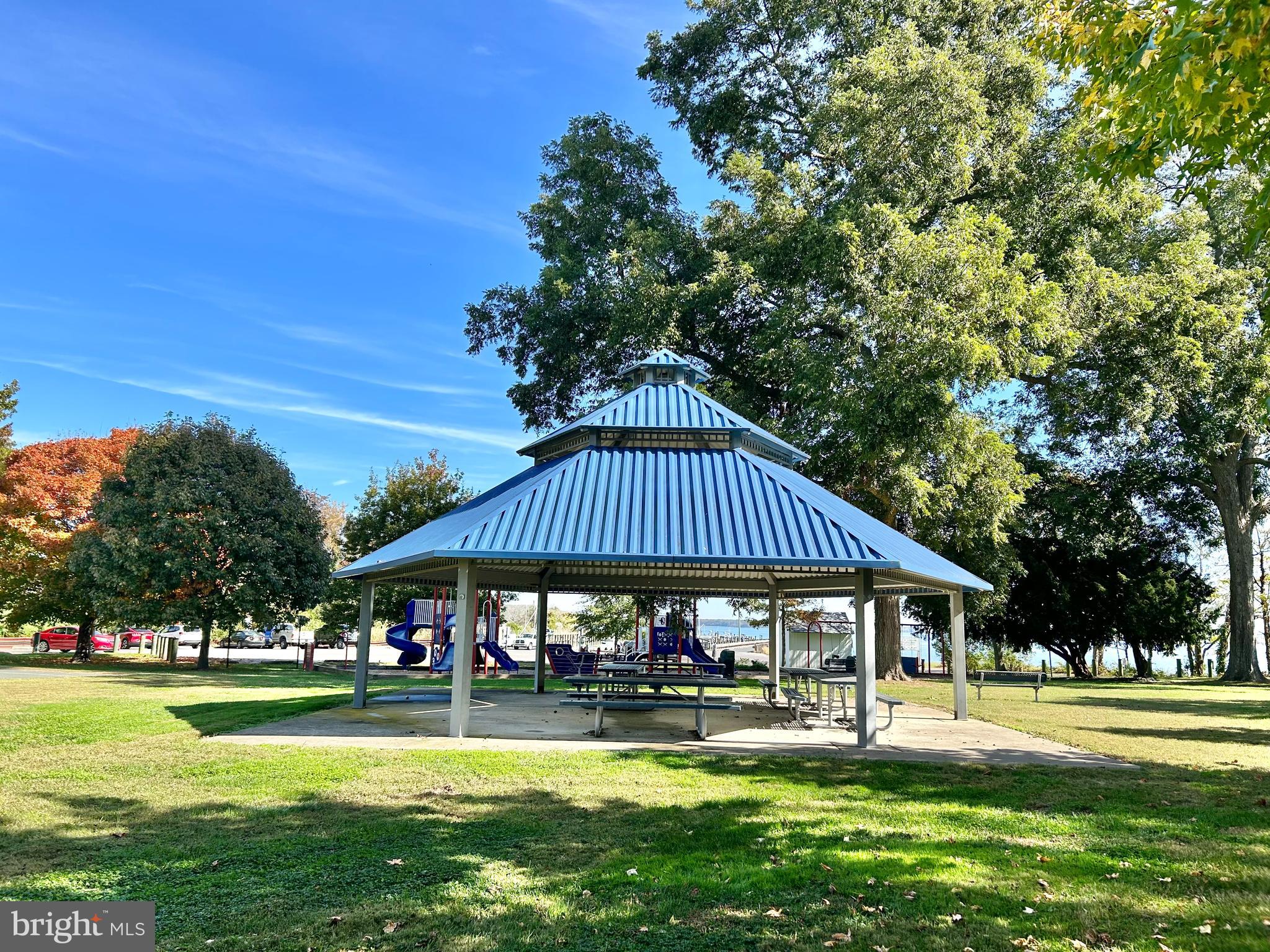 BELLEVUE - Residential