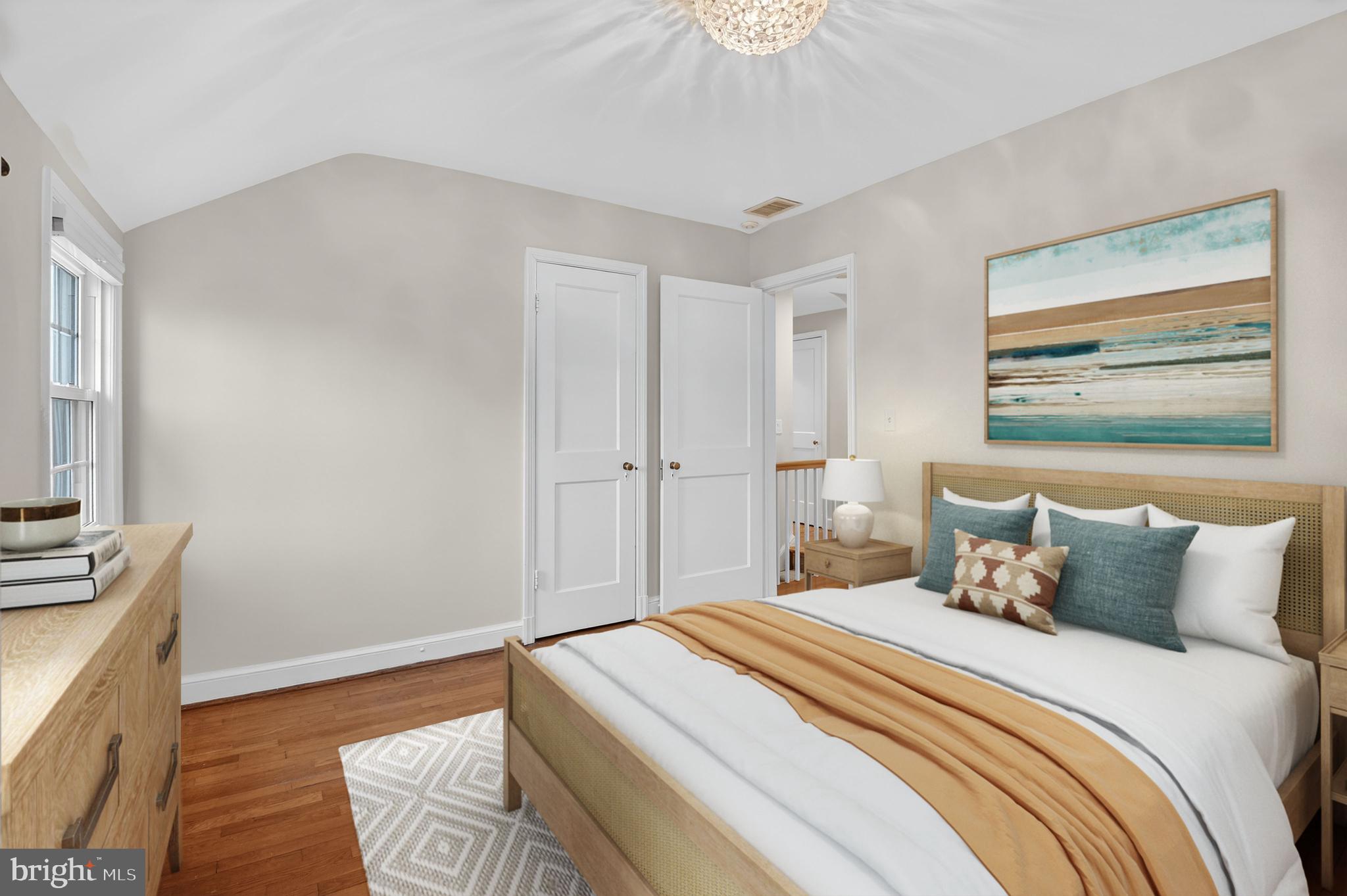 BRADLEY HILLS - Residential