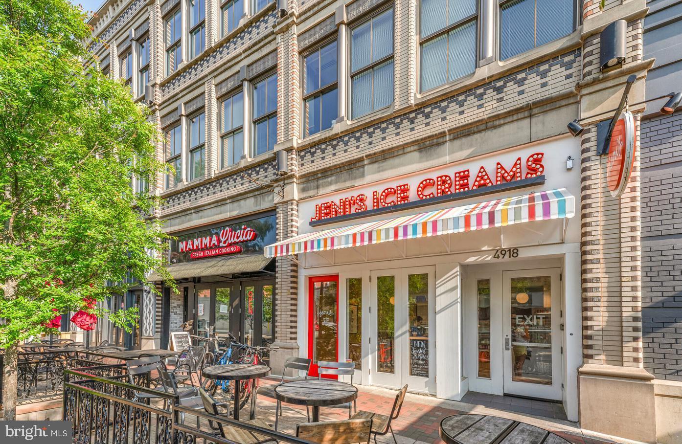 BRADLEY HILLS - Residential