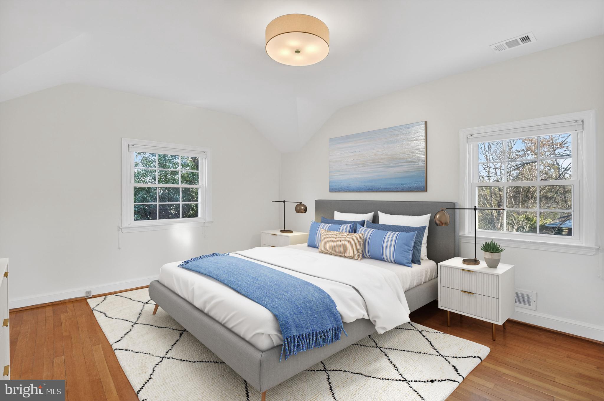 BRADLEY HILLS - Residential