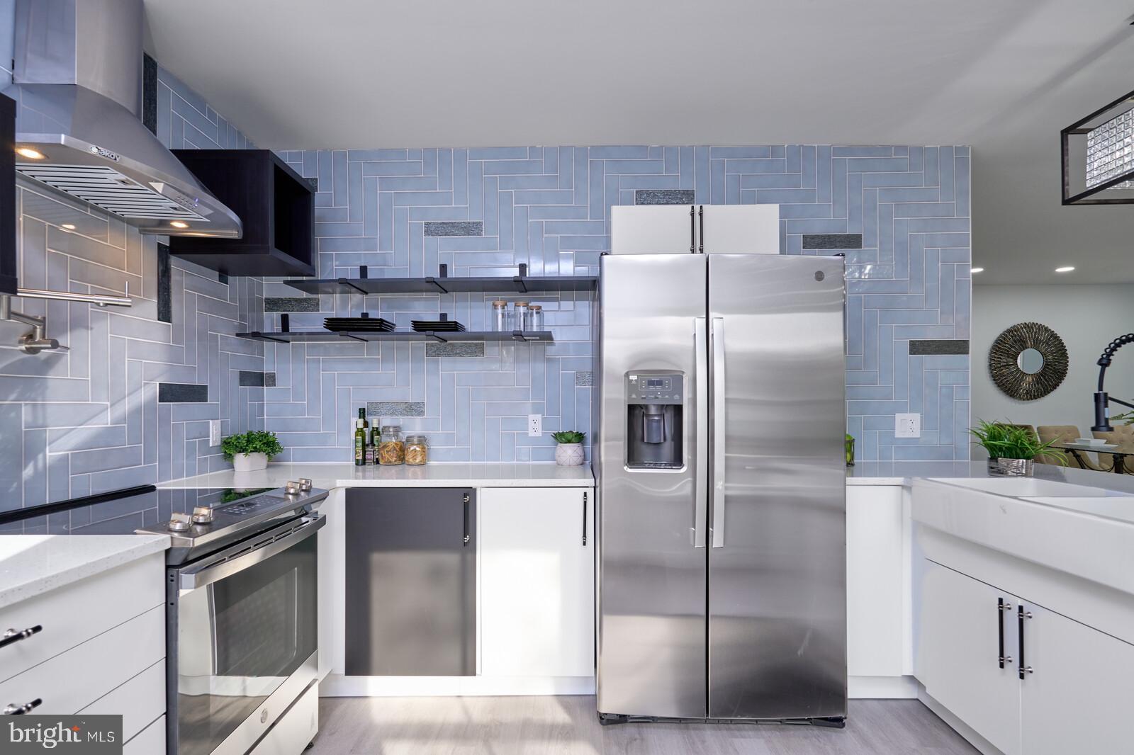 OAKMONT - Residential