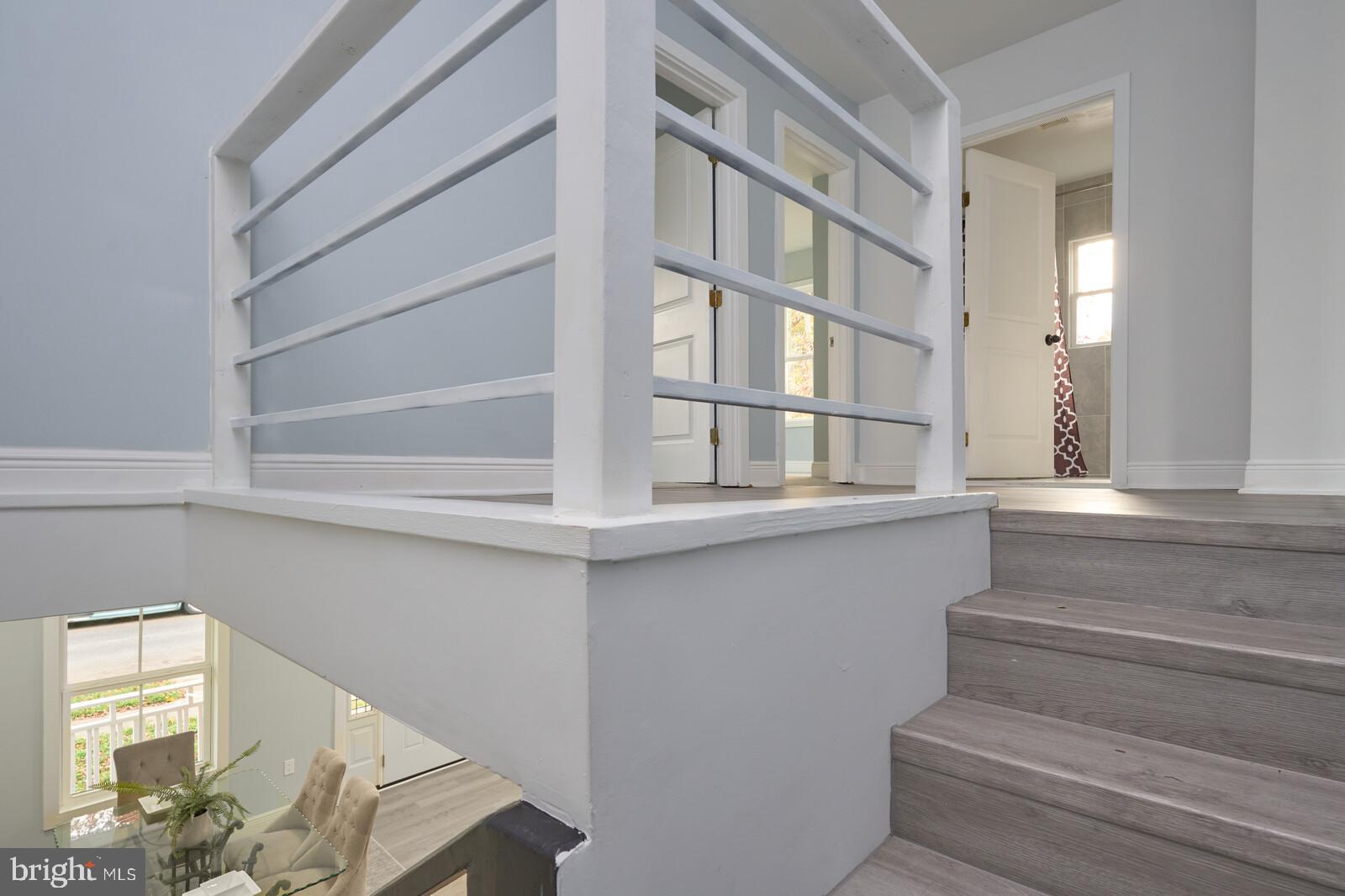 OAKMONT - Residential