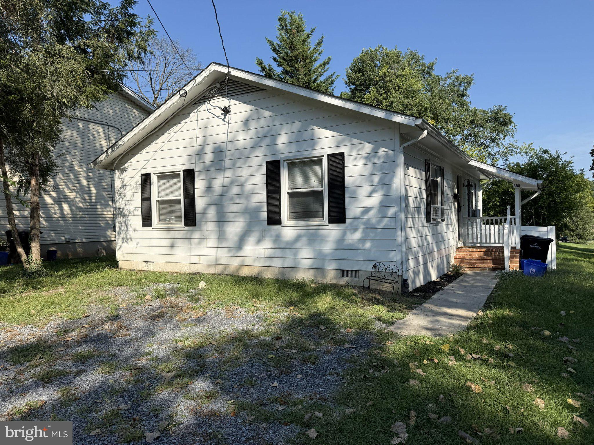 380 SHAWNEE AVENUE