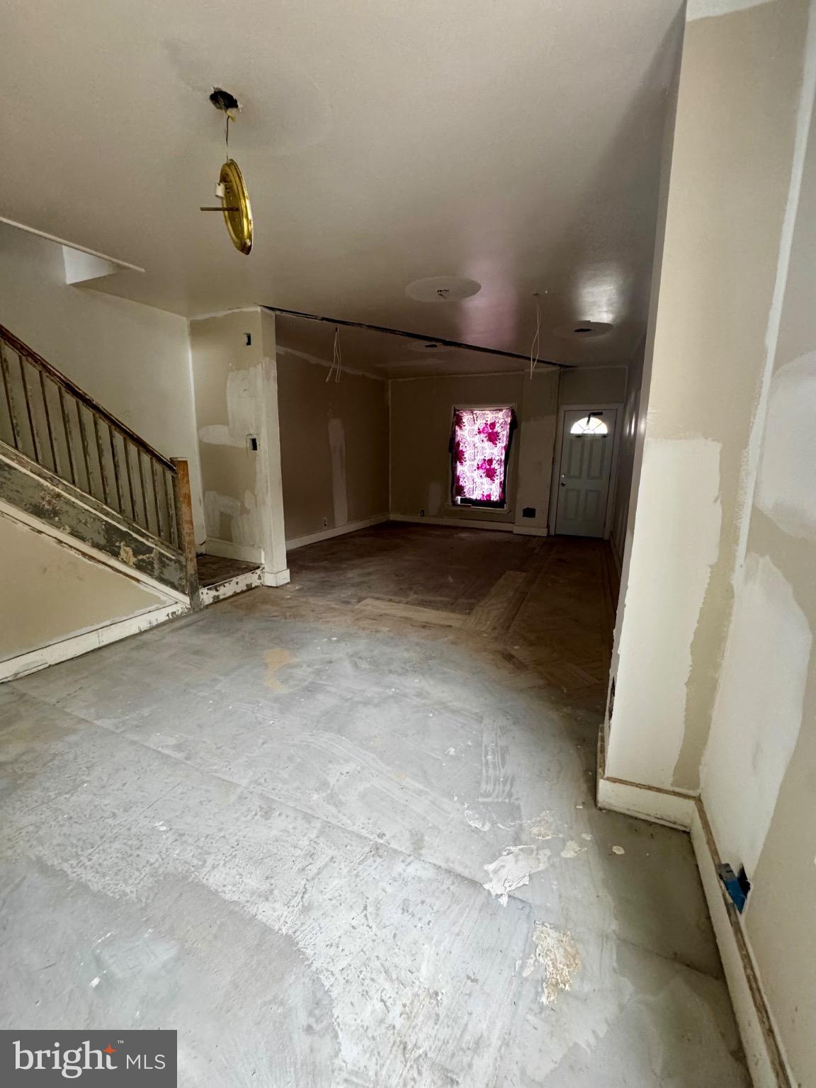 900 N FRANKLINTOWN ROAD