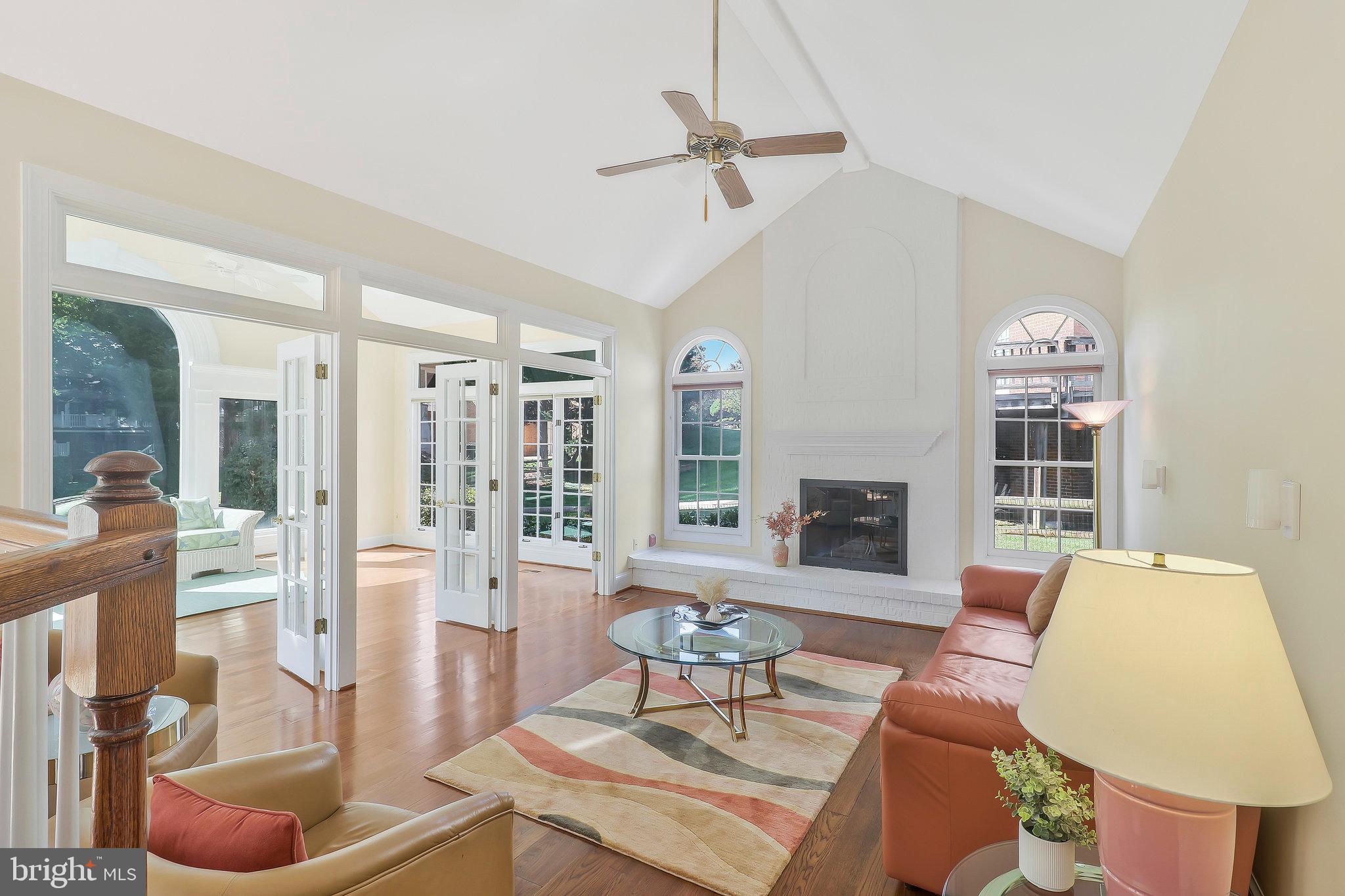 TIMBERLAWN - Residential