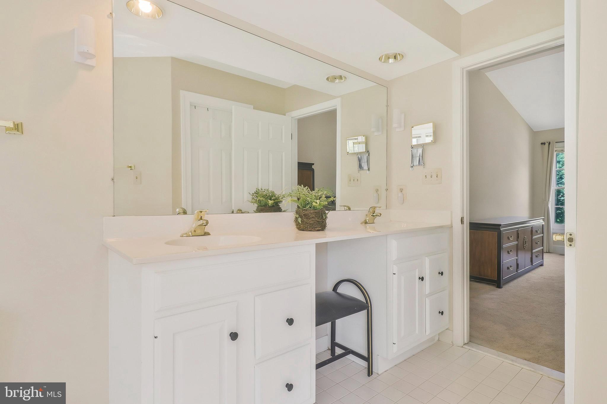 TIMBERLAWN - Residential