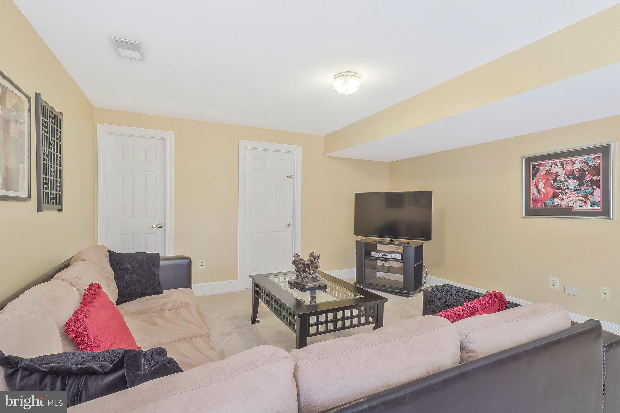 TIMBERLAWN - Residential