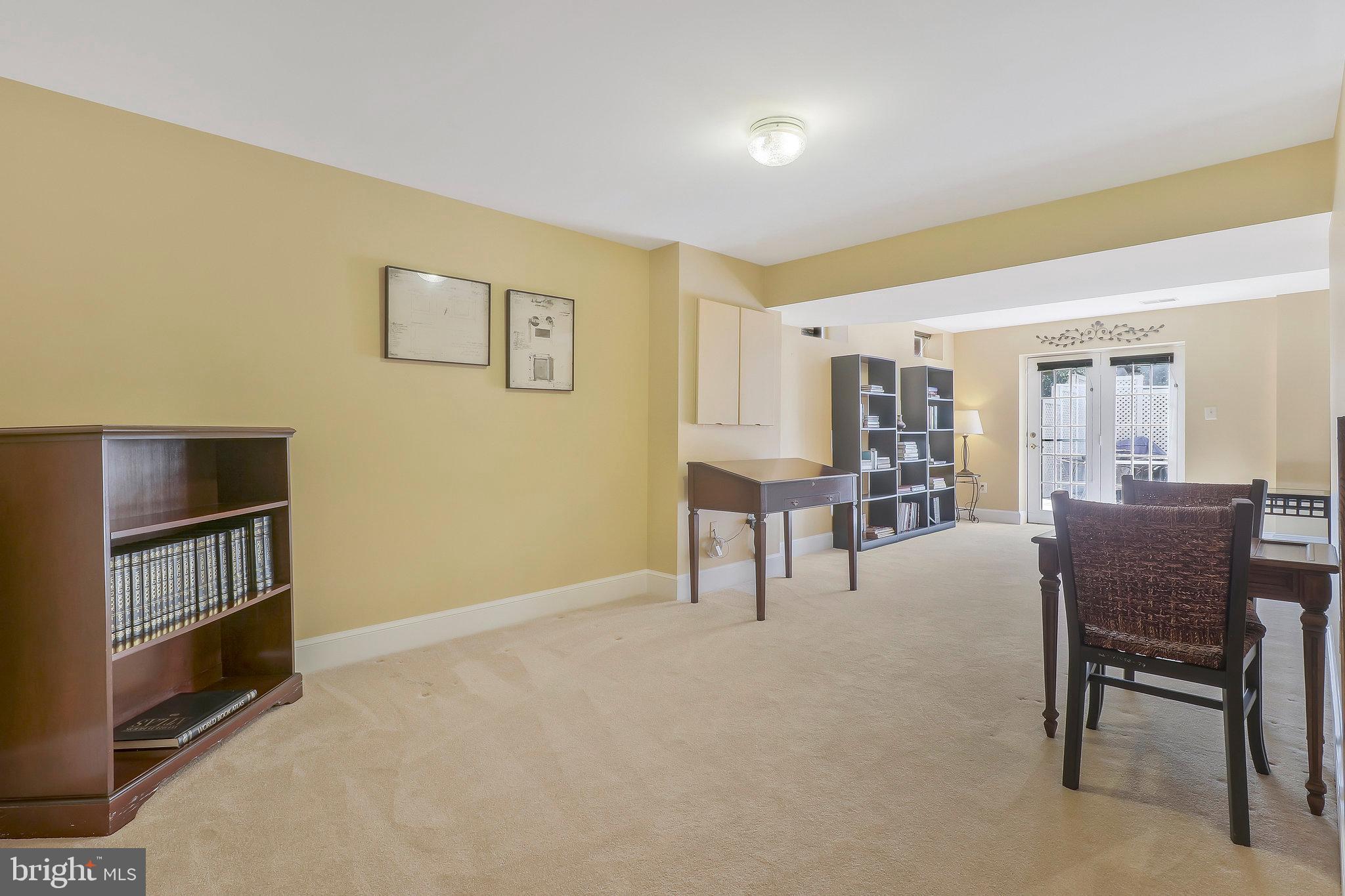 TIMBERLAWN - Residential