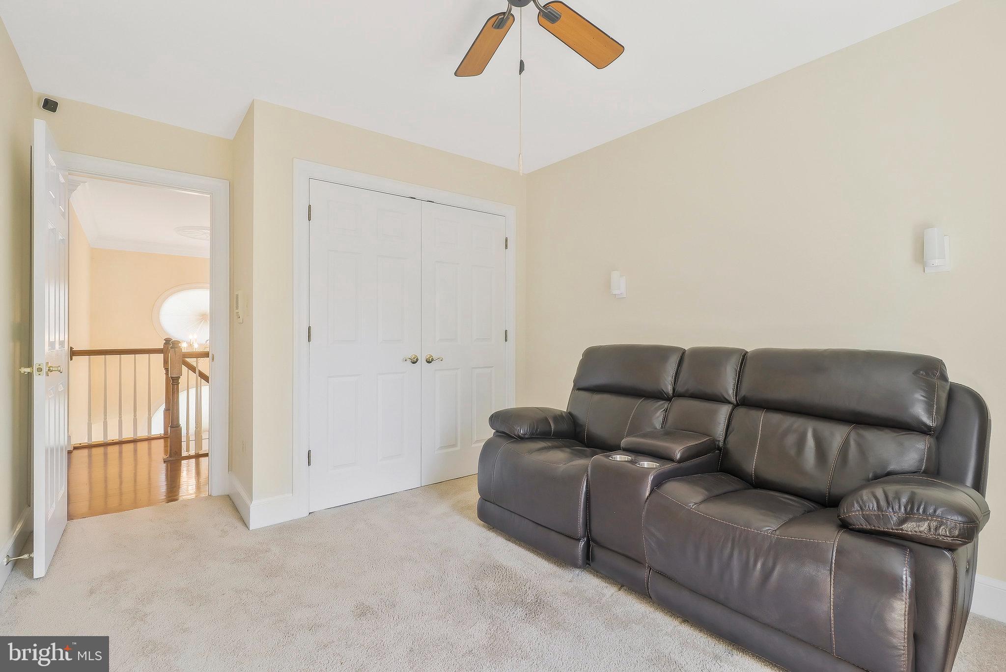 TIMBERLAWN - Residential