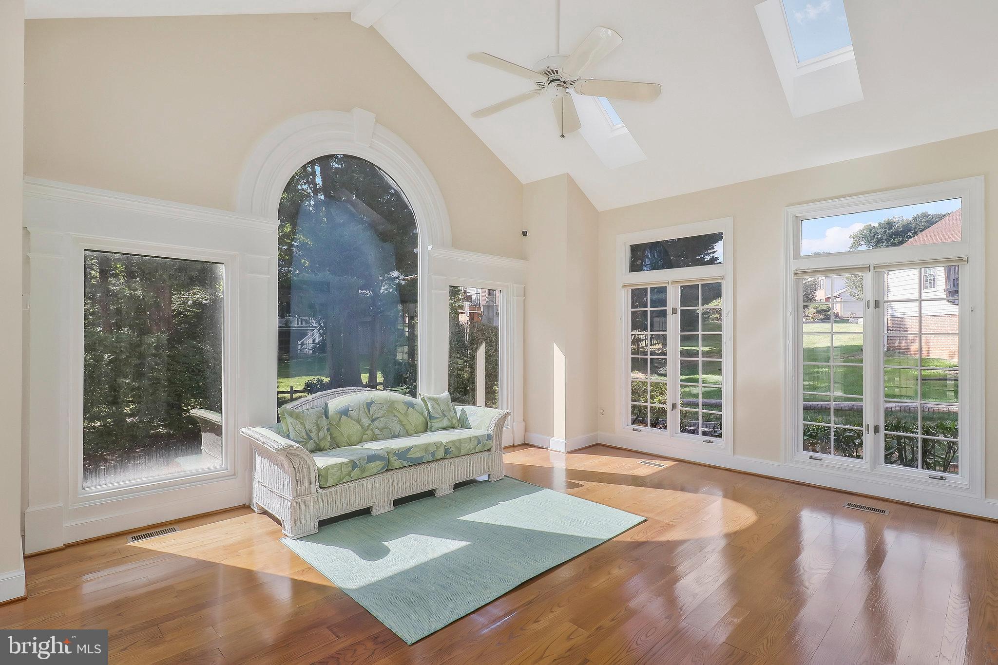 TIMBERLAWN - Residential