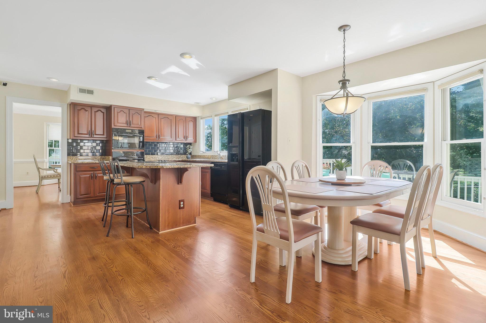 TIMBERLAWN - Residential