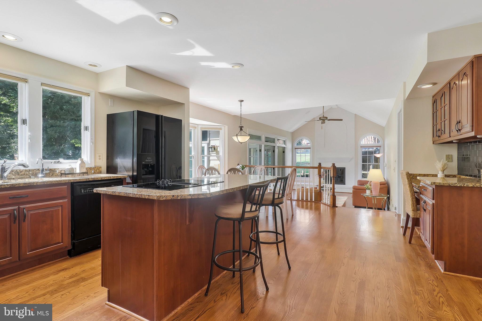 TIMBERLAWN - Residential