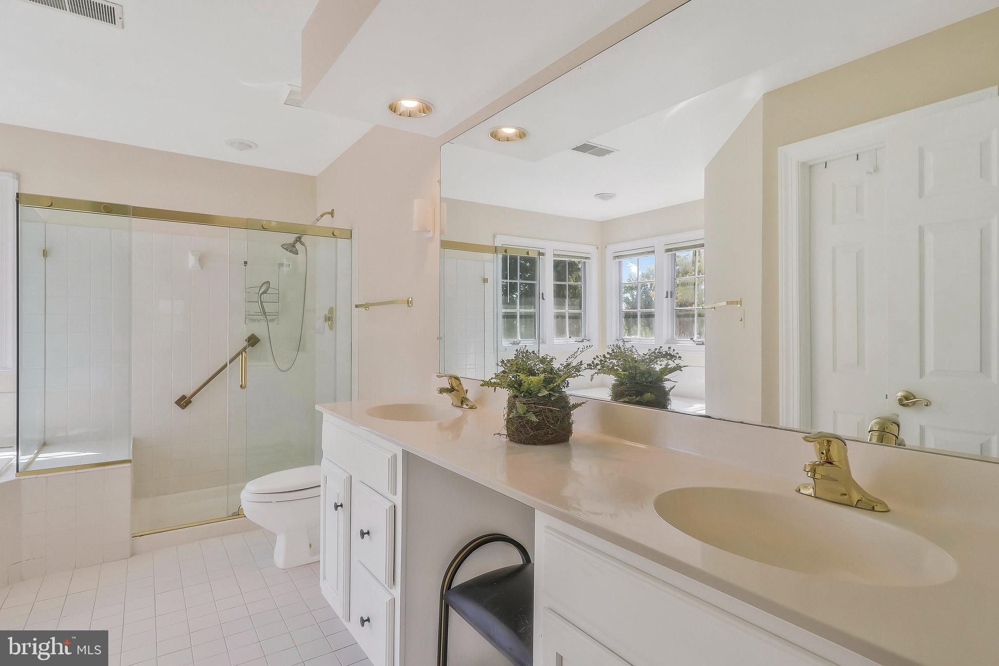 TIMBERLAWN - Residential