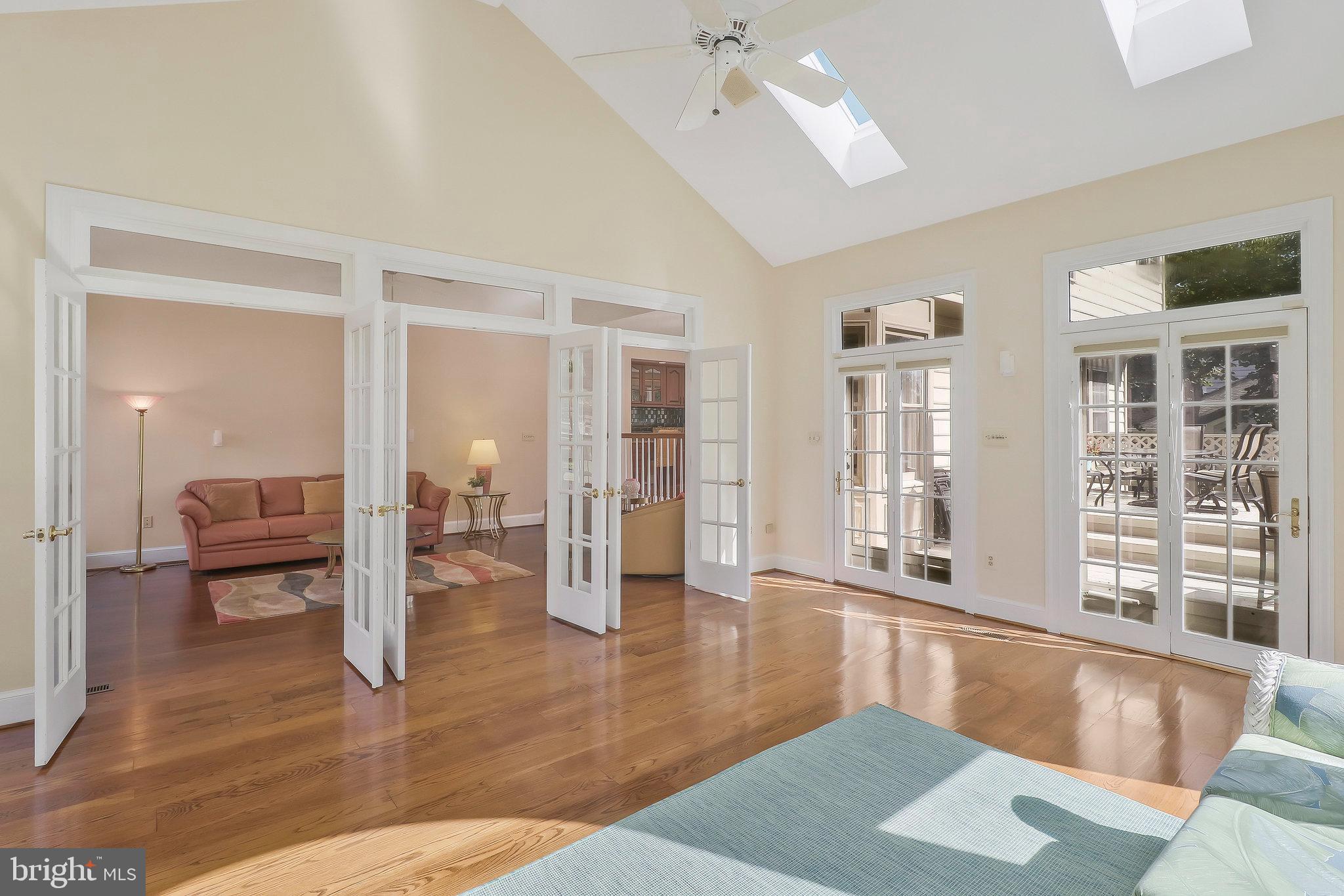 TIMBERLAWN - Residential