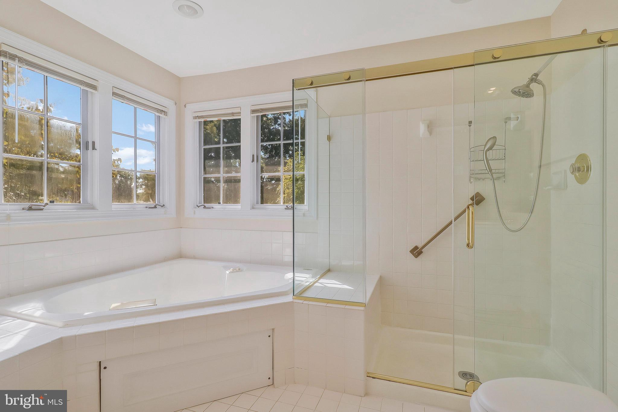 TIMBERLAWN - Residential