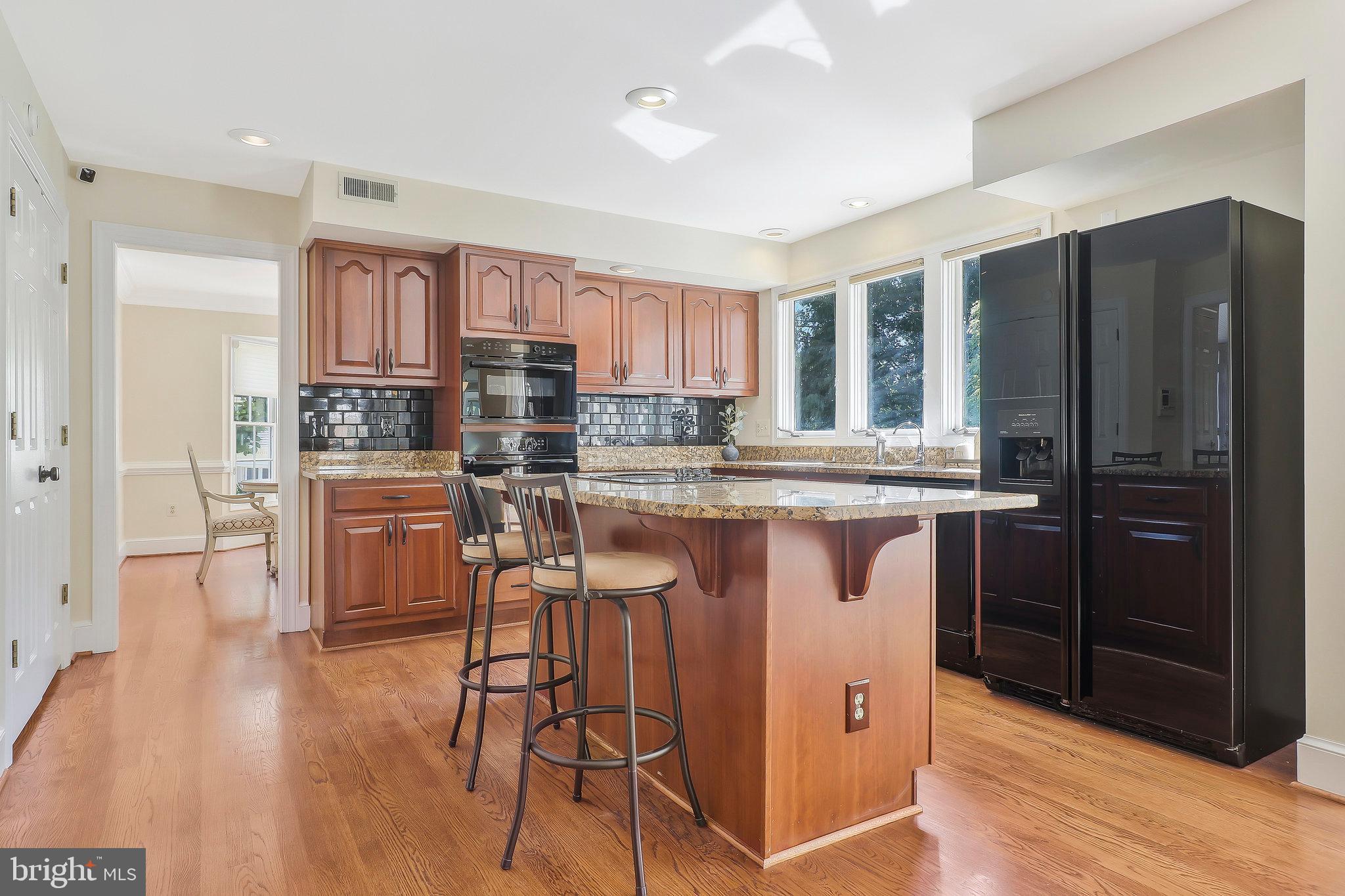 TIMBERLAWN - Residential