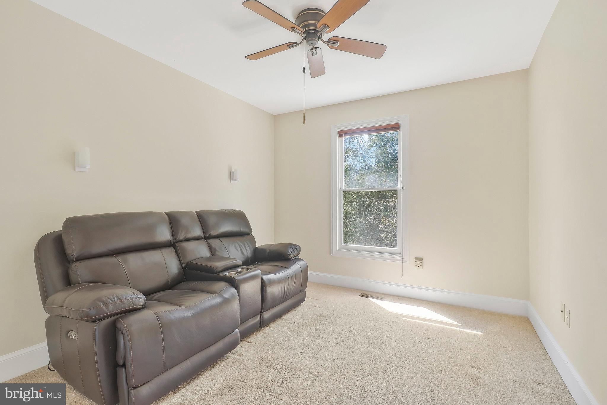 TIMBERLAWN - Residential