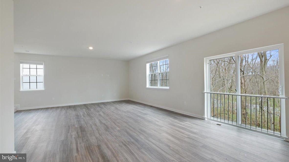 BIRCH MANOR - Residential