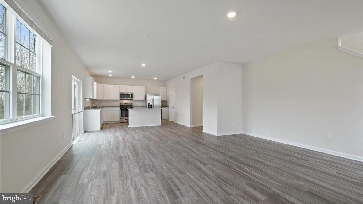 BIRCH MANOR - Residential