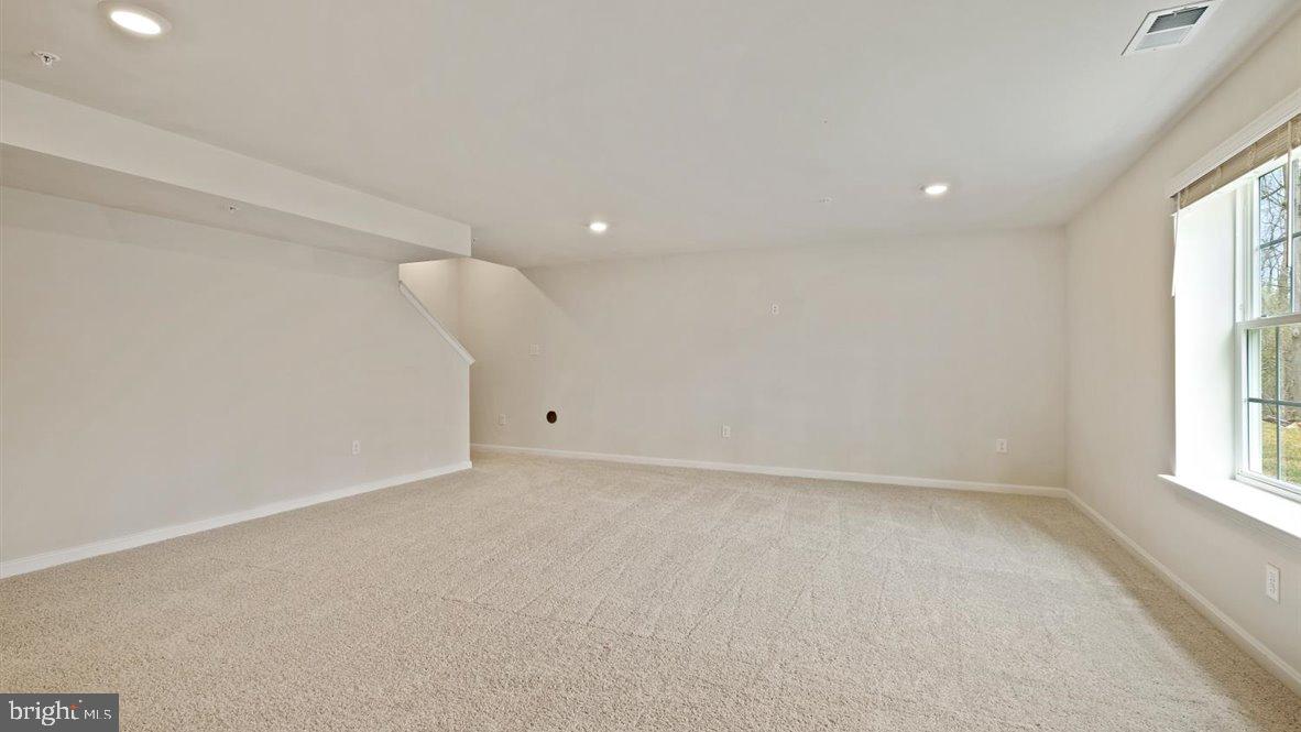 BIRCH MANOR - Residential