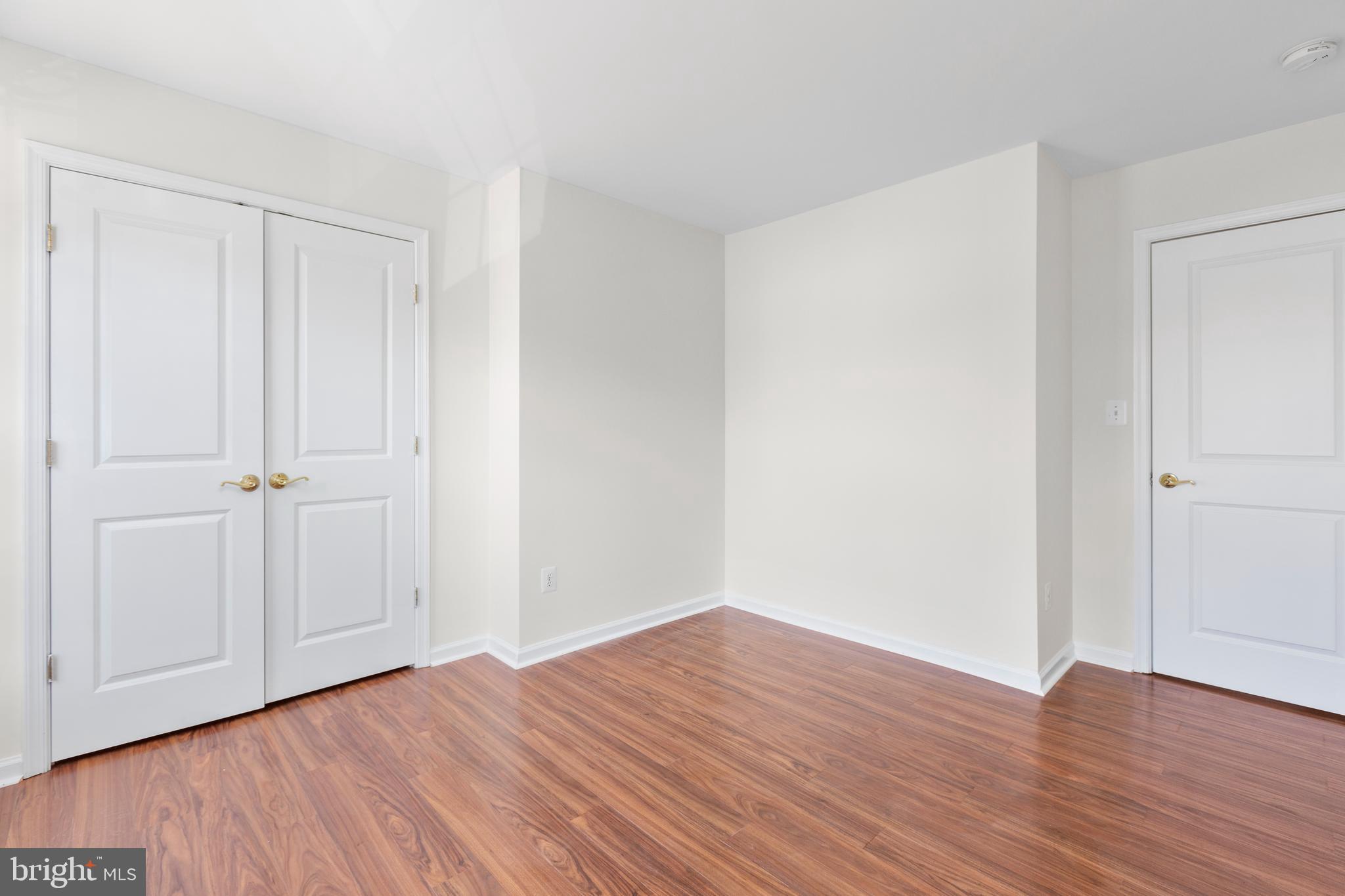 WAYSIDE VILLAGE - Residential Lease