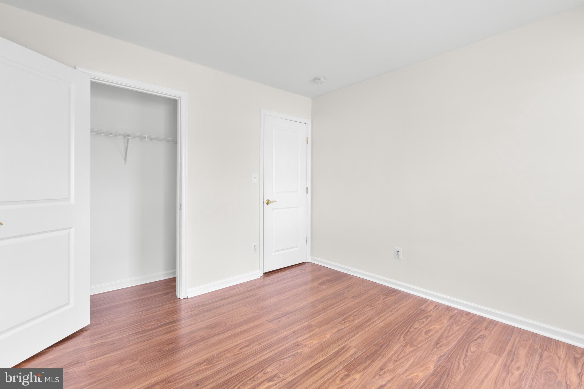 WAYSIDE VILLAGE - Residential Lease