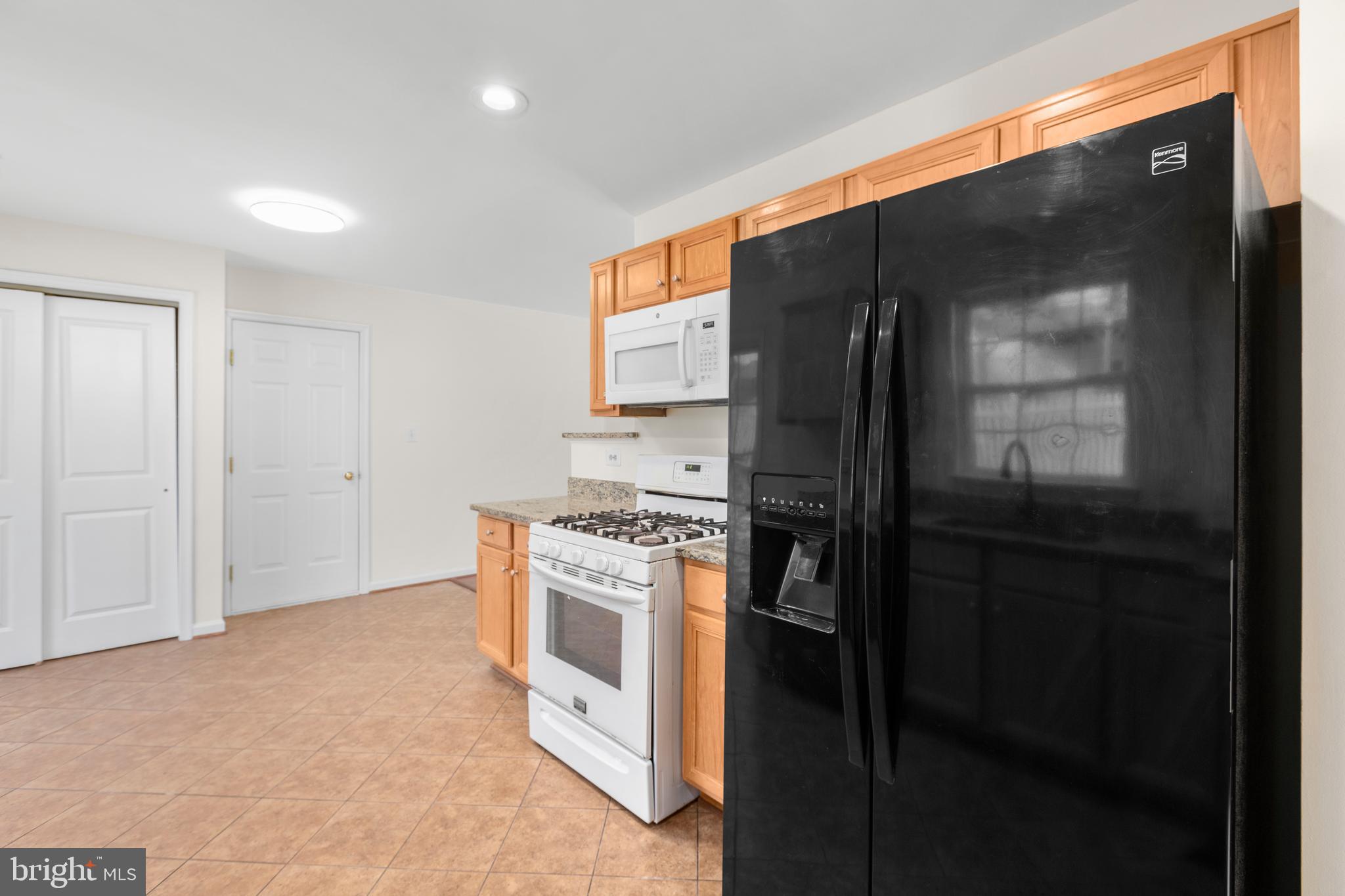 WAYSIDE VILLAGE - Residential Lease