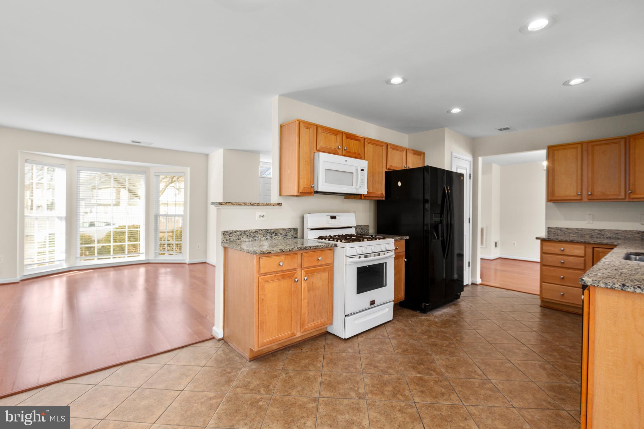 WAYSIDE VILLAGE - Residential Lease