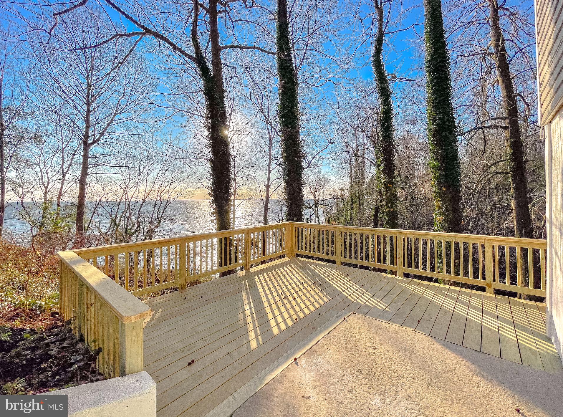 KENWOOD BEACH - Residential Lease