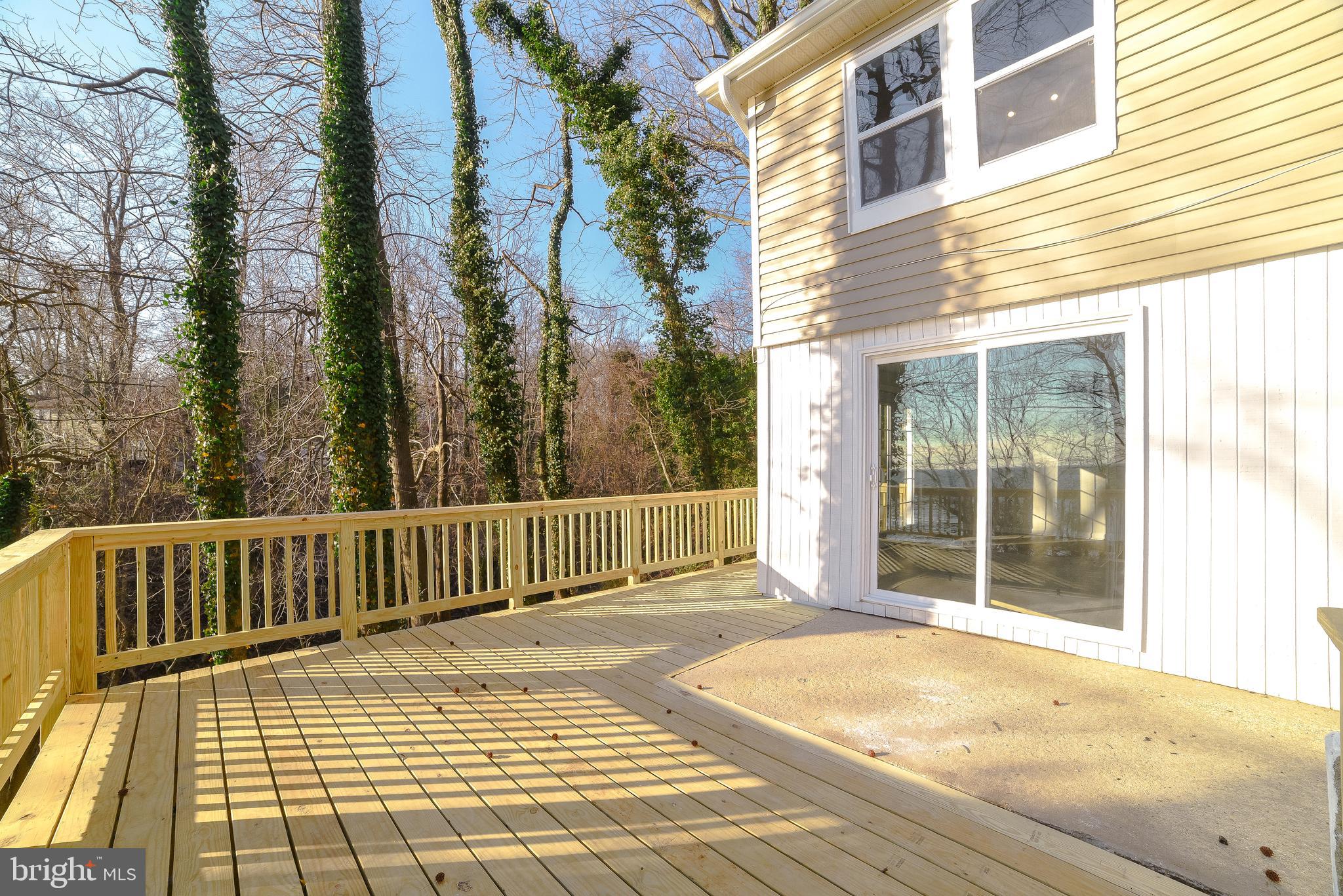 KENWOOD BEACH - Residential Lease