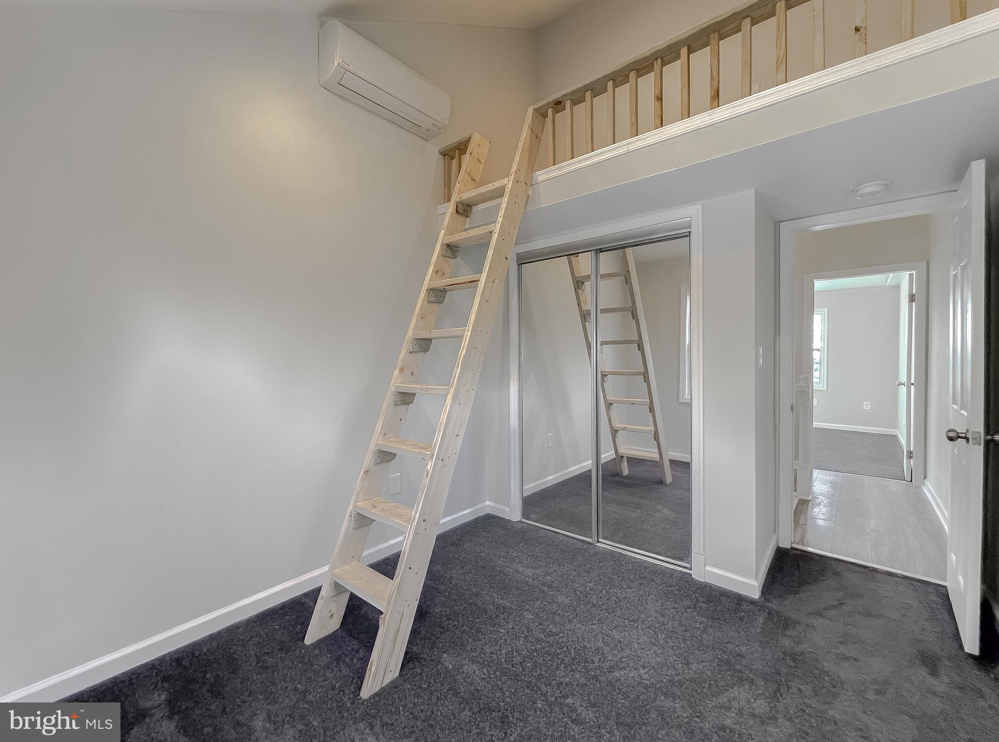 KENWOOD BEACH - Residential Lease