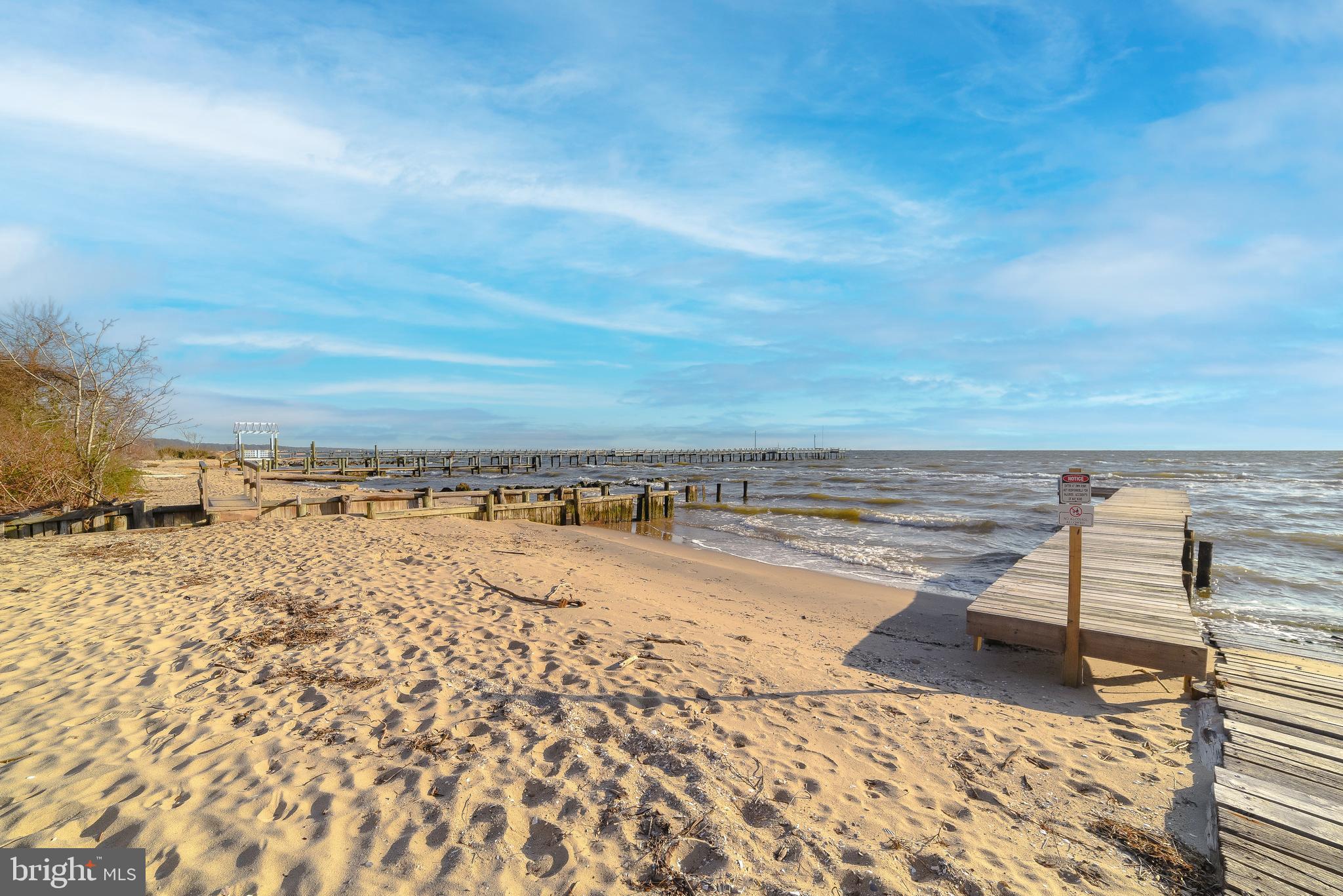 KENWOOD BEACH - Residential Lease