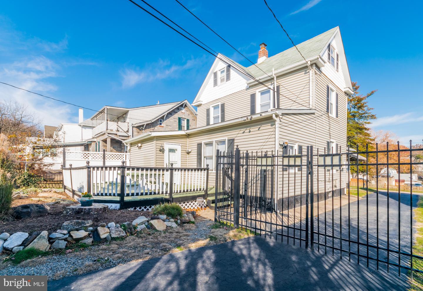 OVERLEA - Residential