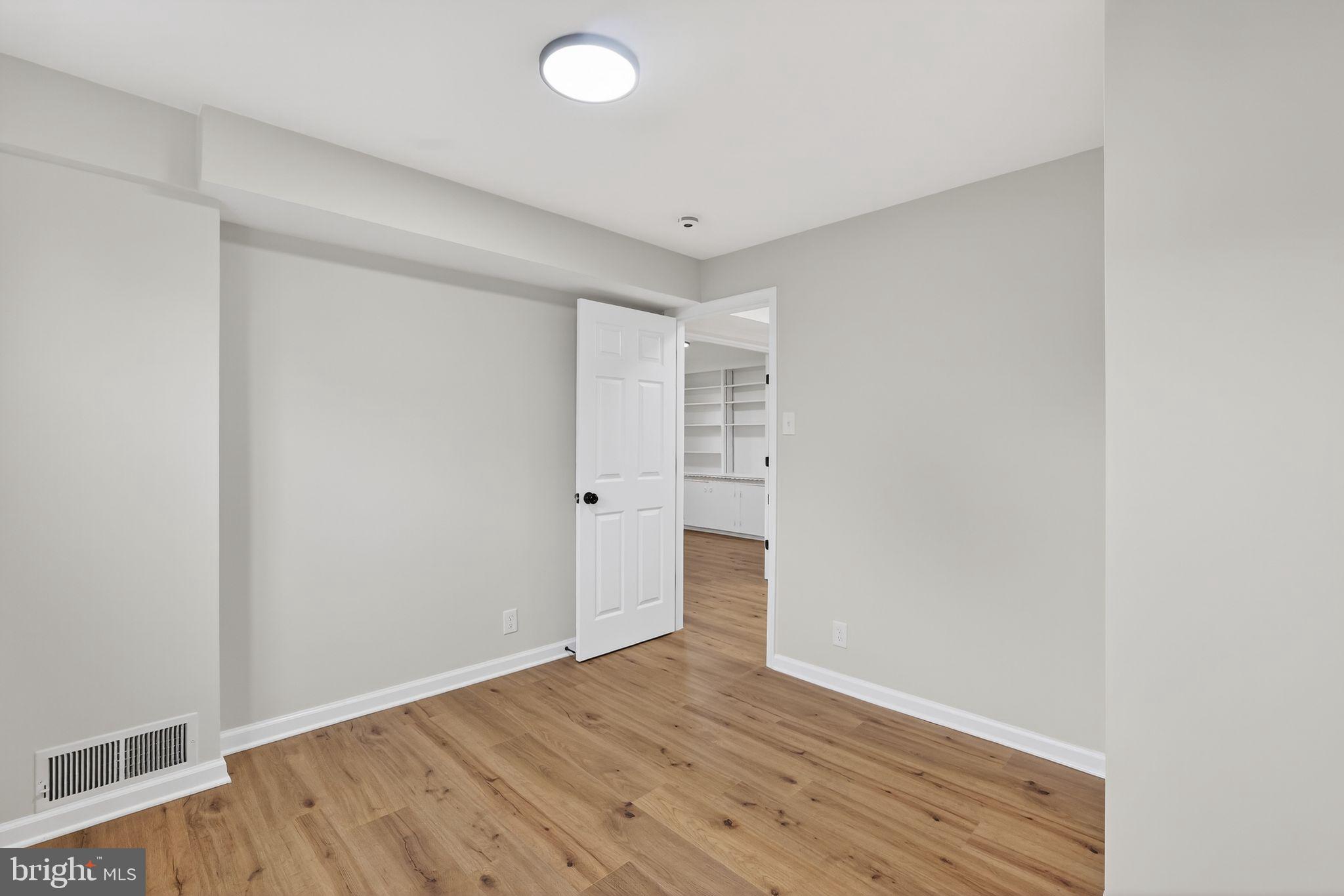 FAIRCHESTER - Residential