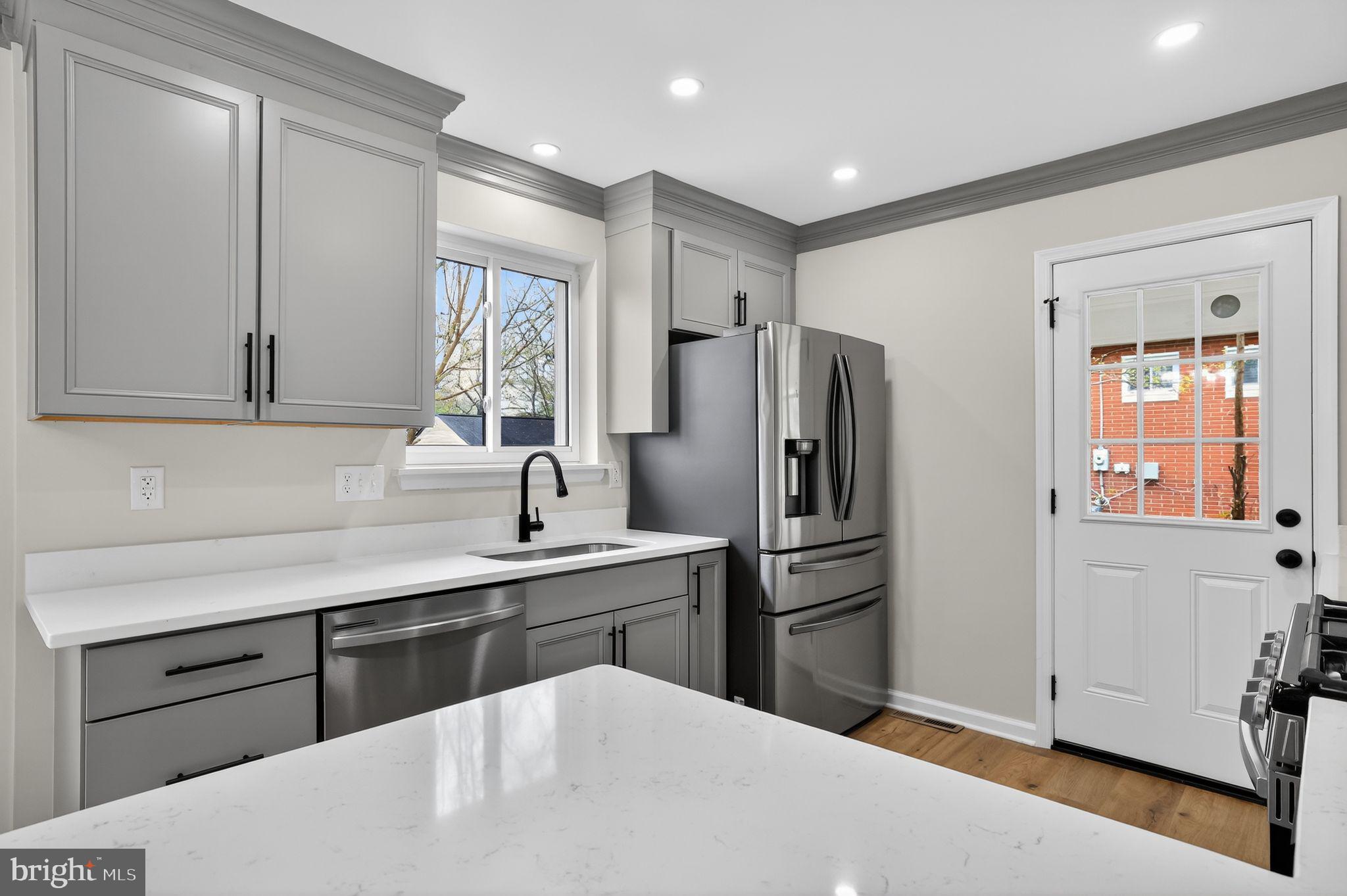 FAIRCHESTER - Residential