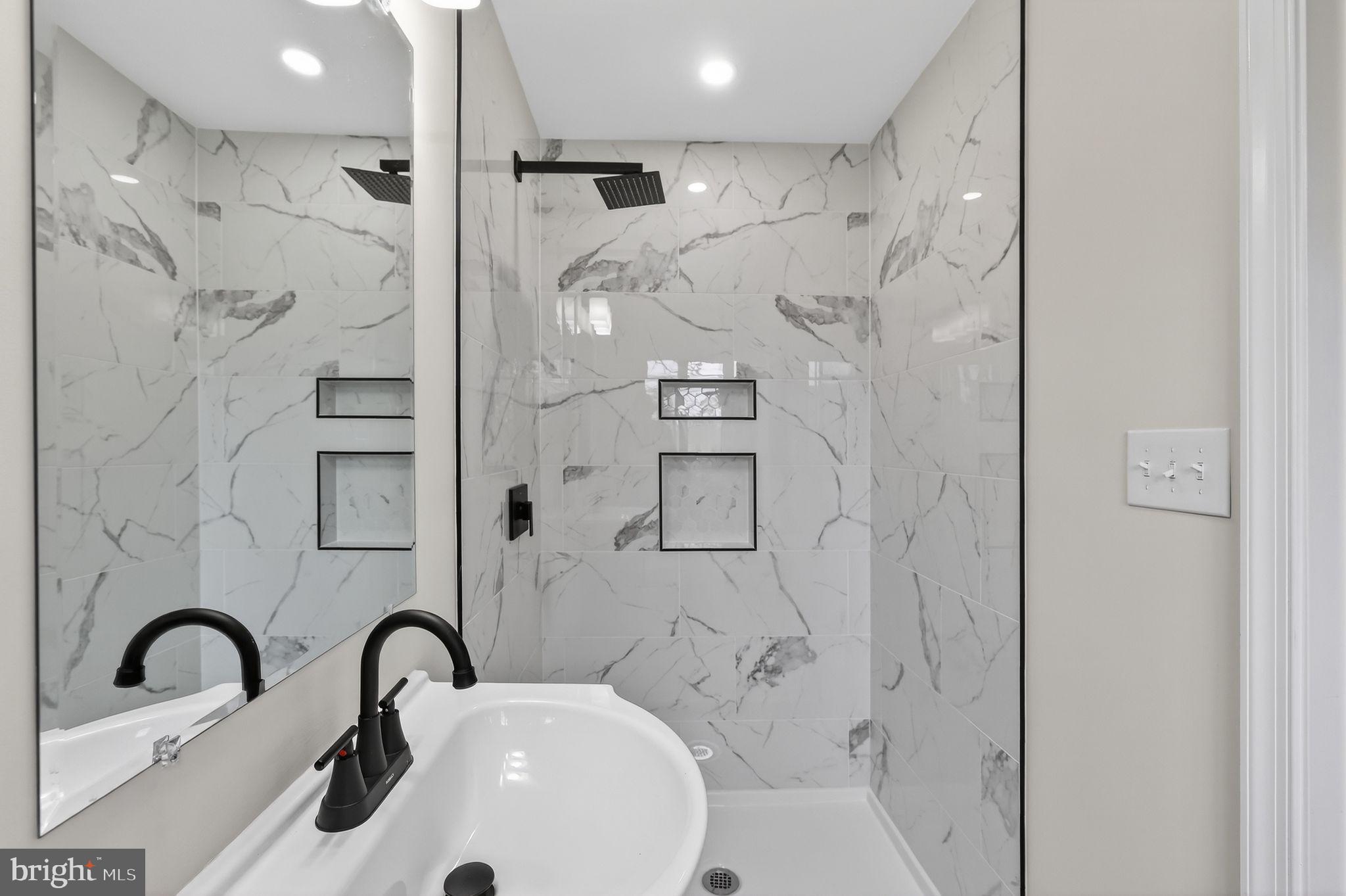 FAIRCHESTER - Residential