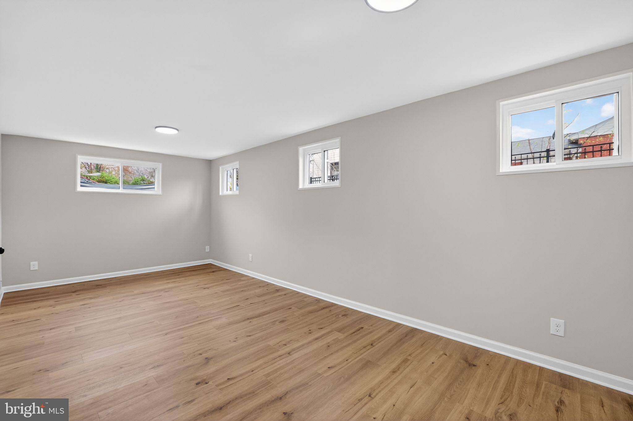 FAIRCHESTER - Residential