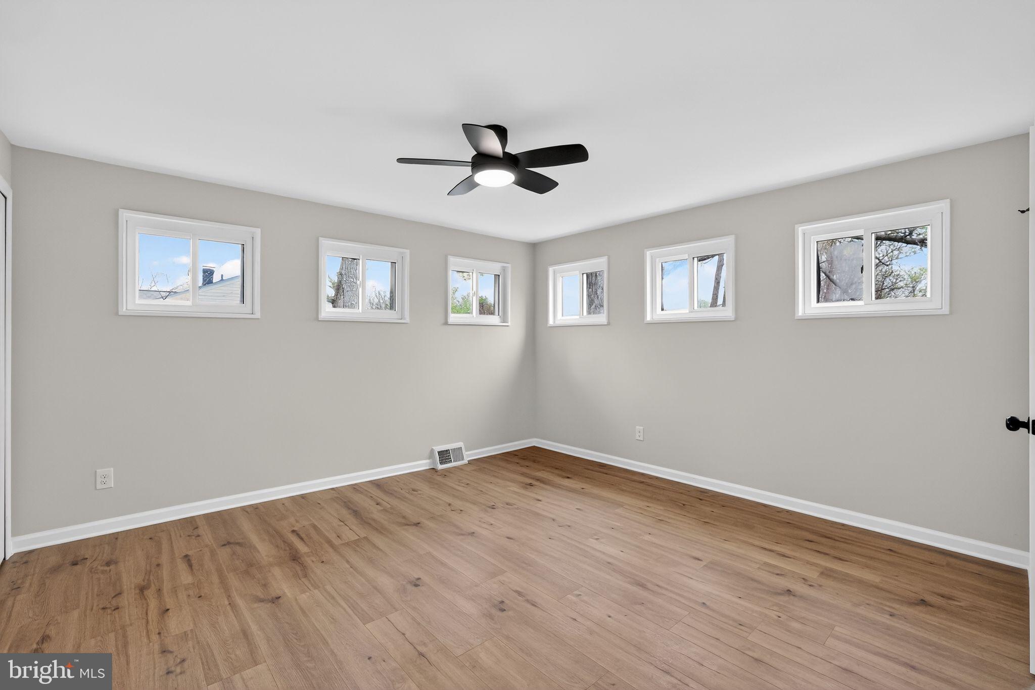 FAIRCHESTER - Residential