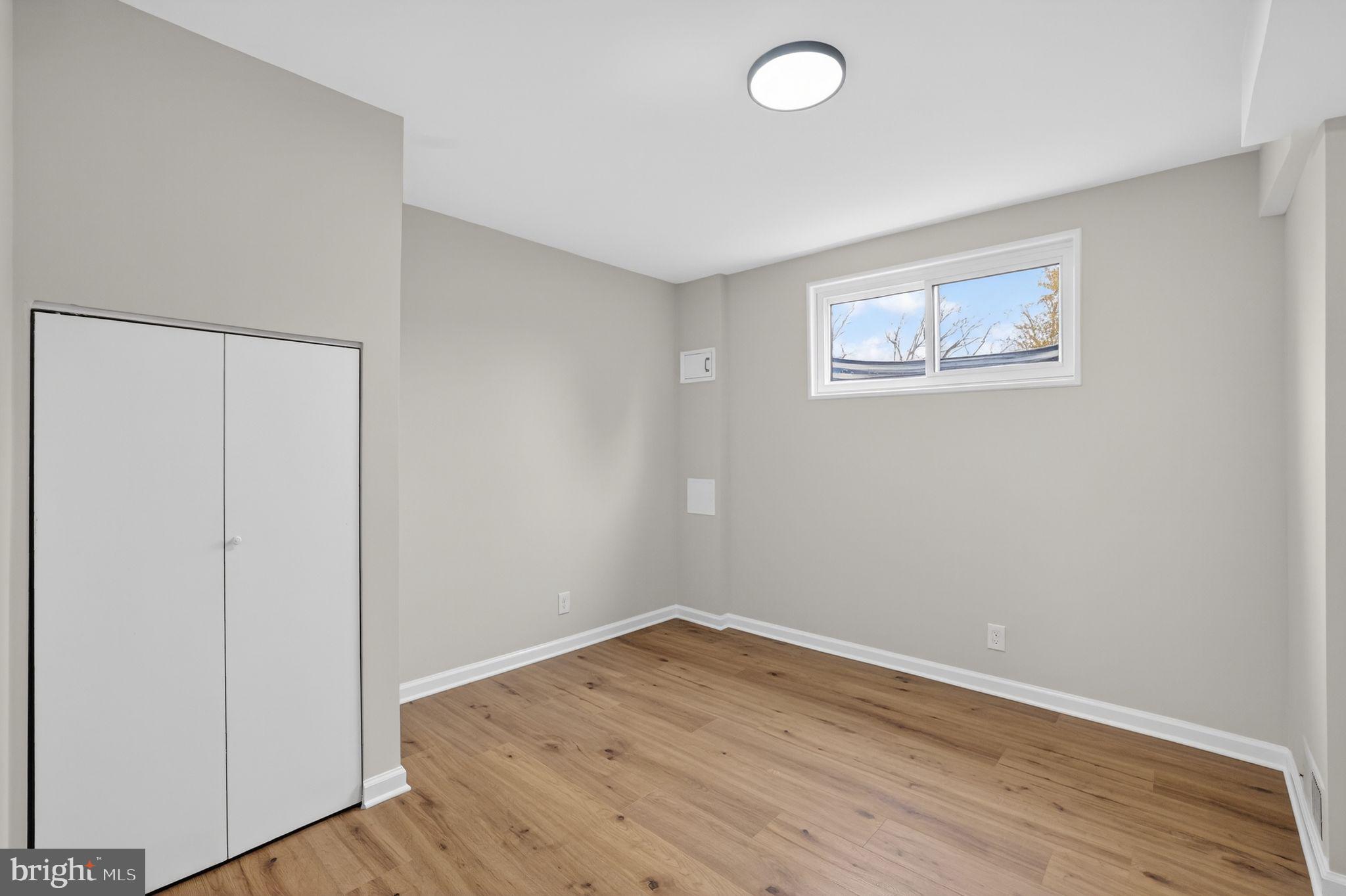 FAIRCHESTER - Residential