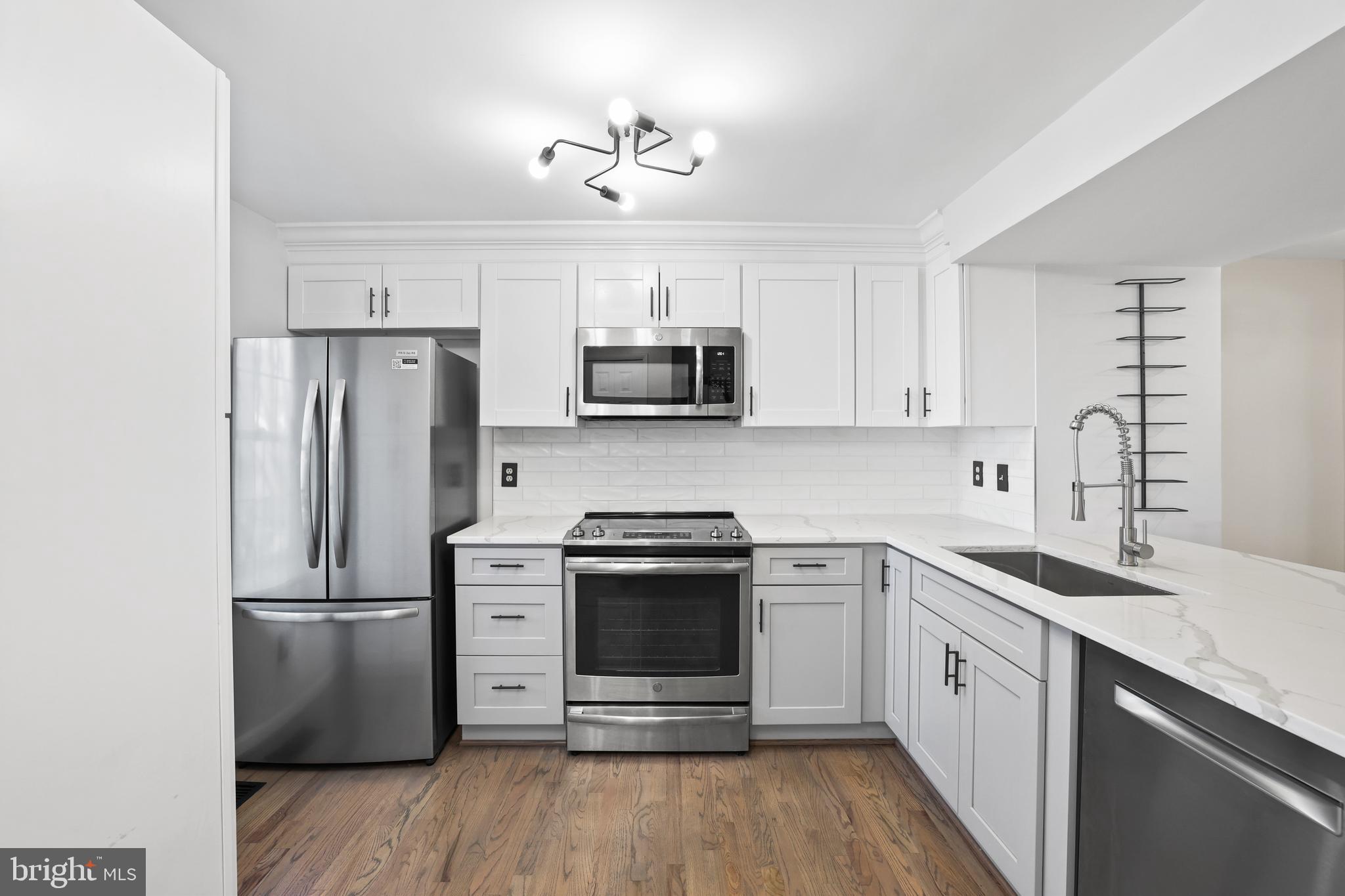 LAKEFORD - Residential Lease