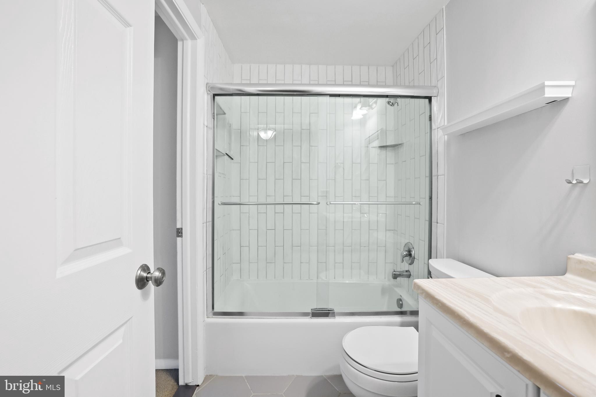 LAKEFORD - Residential Lease