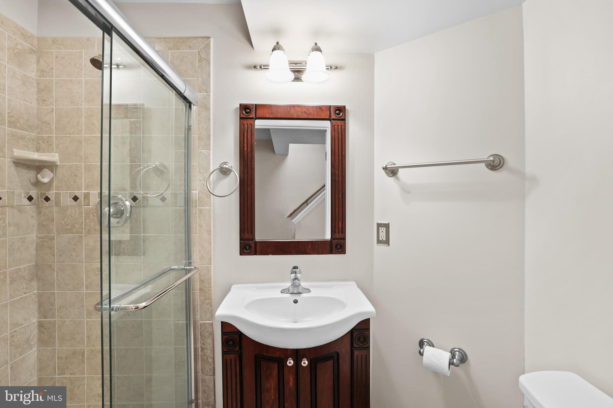 LAKEFORD - Residential Lease