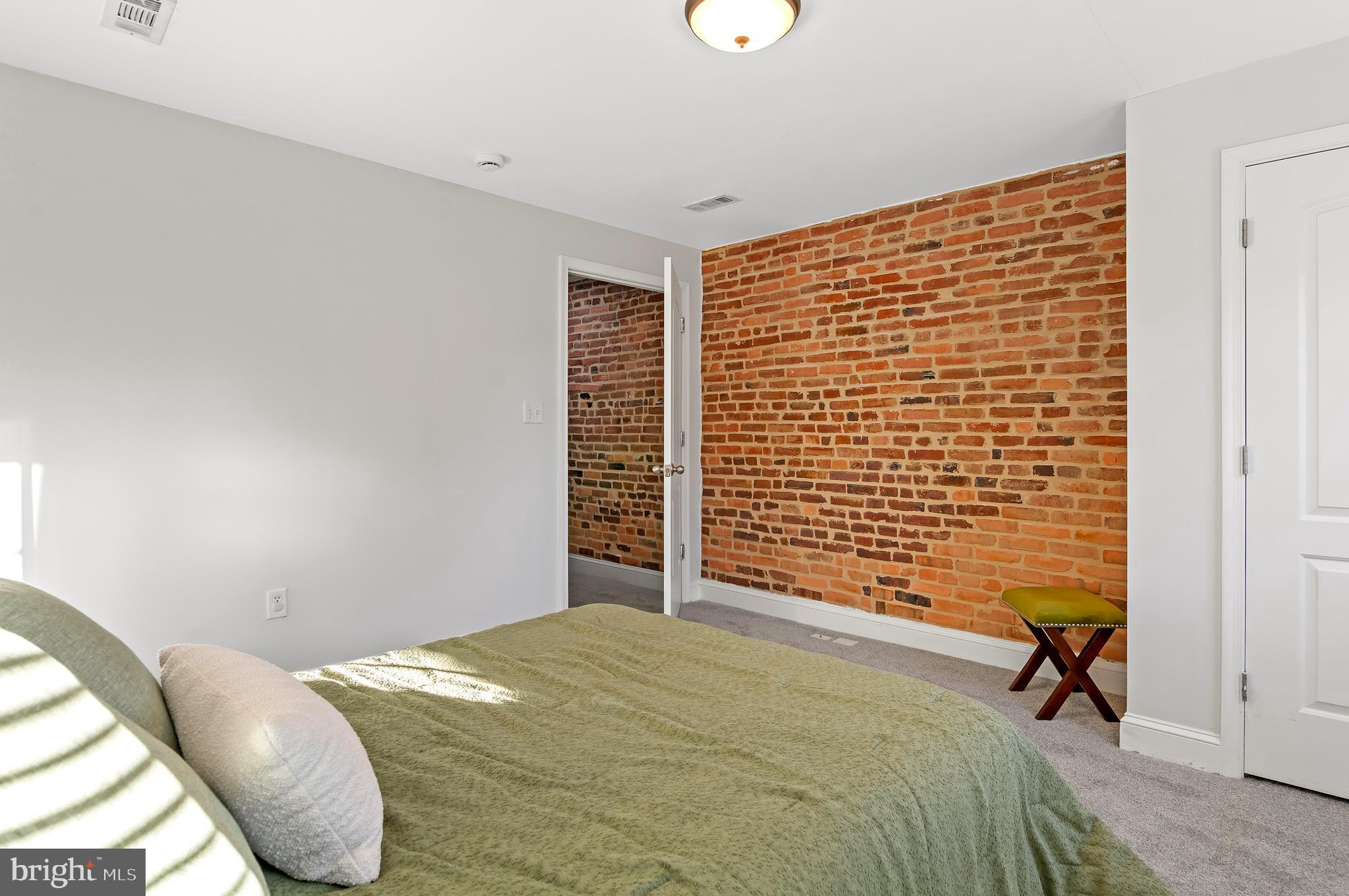 BREWERS HILL - Residential