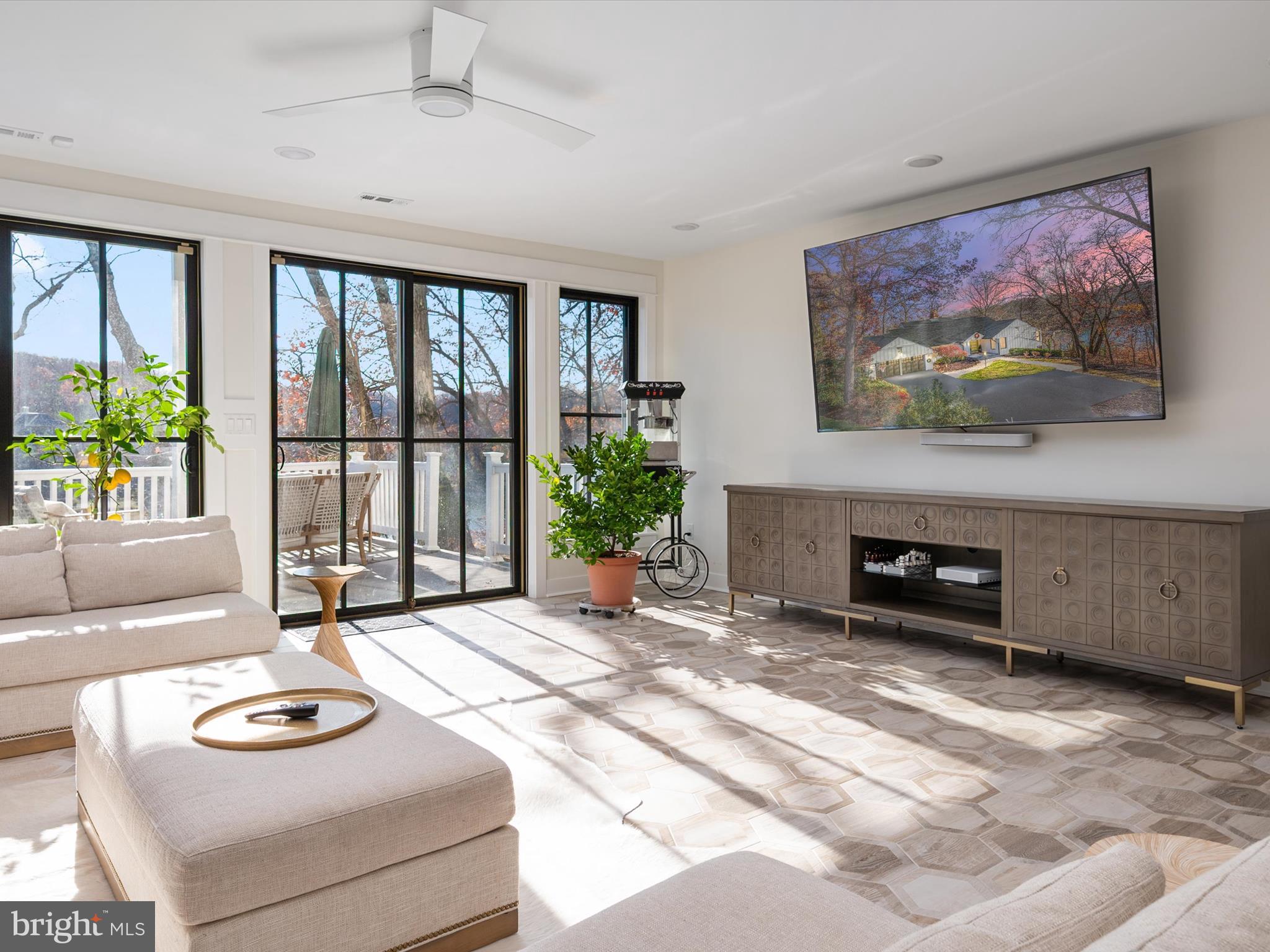 DOWNS ON THE SEVERN - Residential