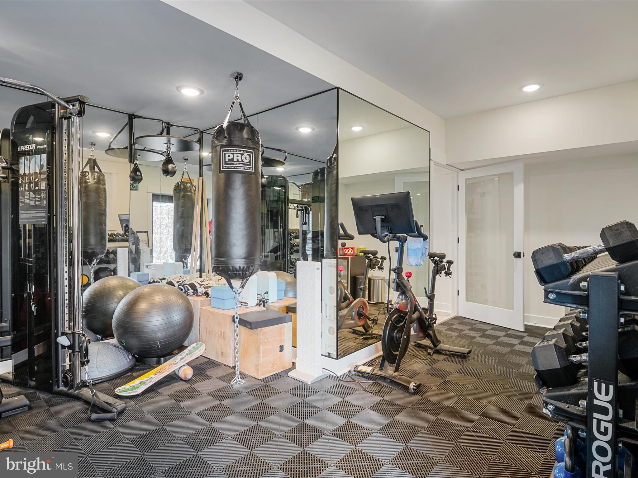 DOWNS ON THE SEVERN - Residential