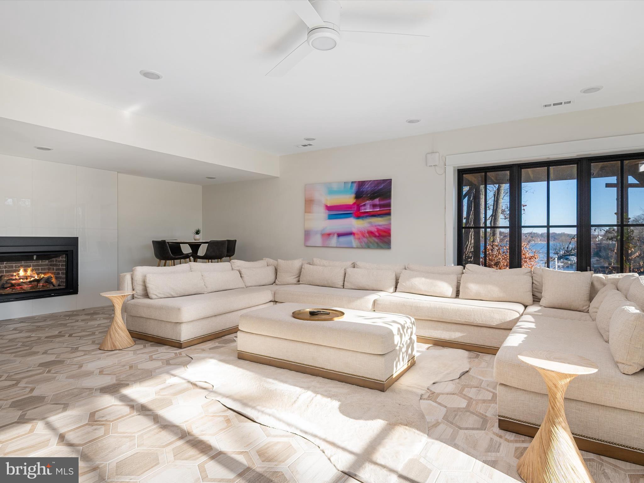 DOWNS ON THE SEVERN - Residential