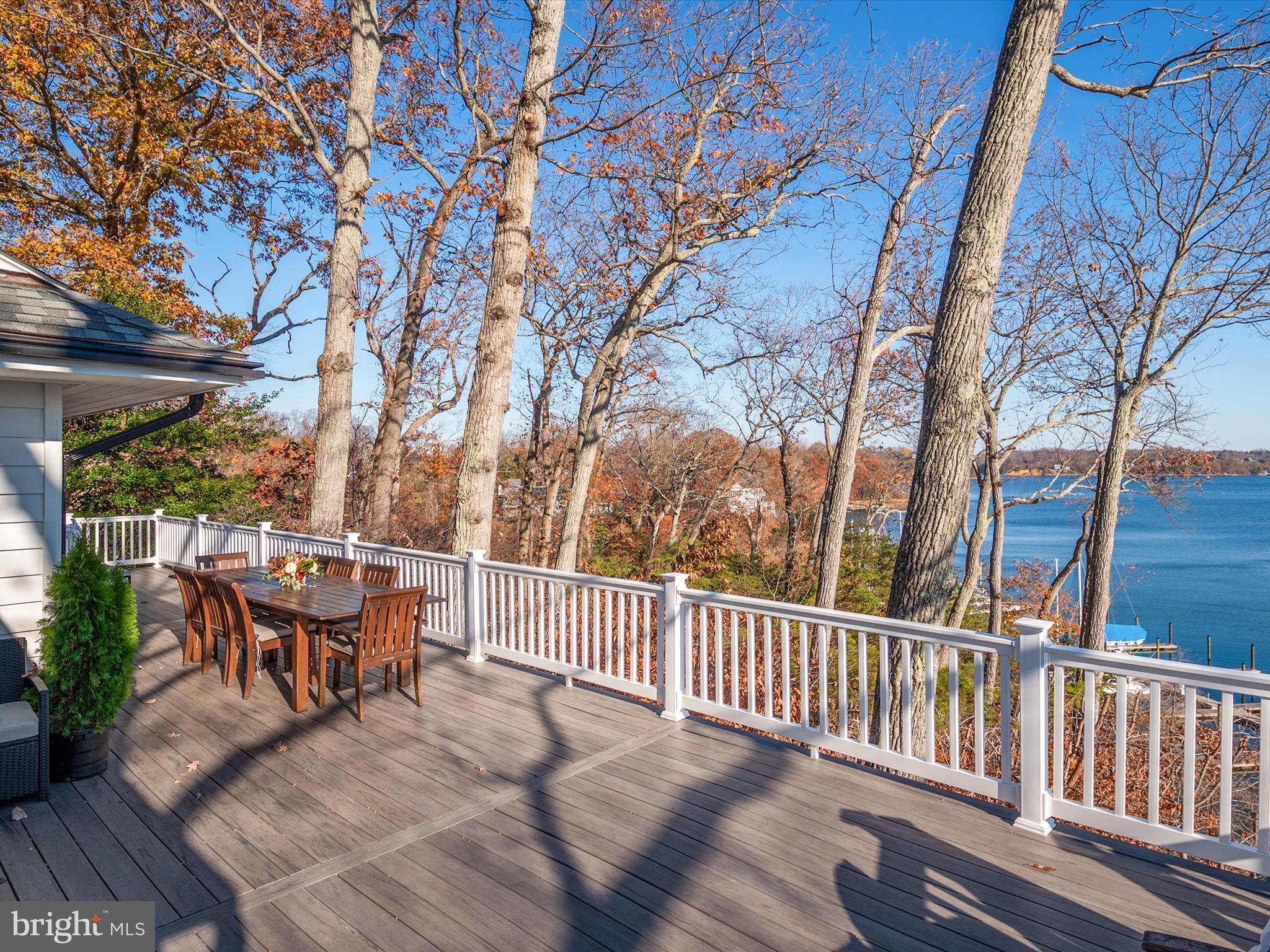 DOWNS ON THE SEVERN - Residential