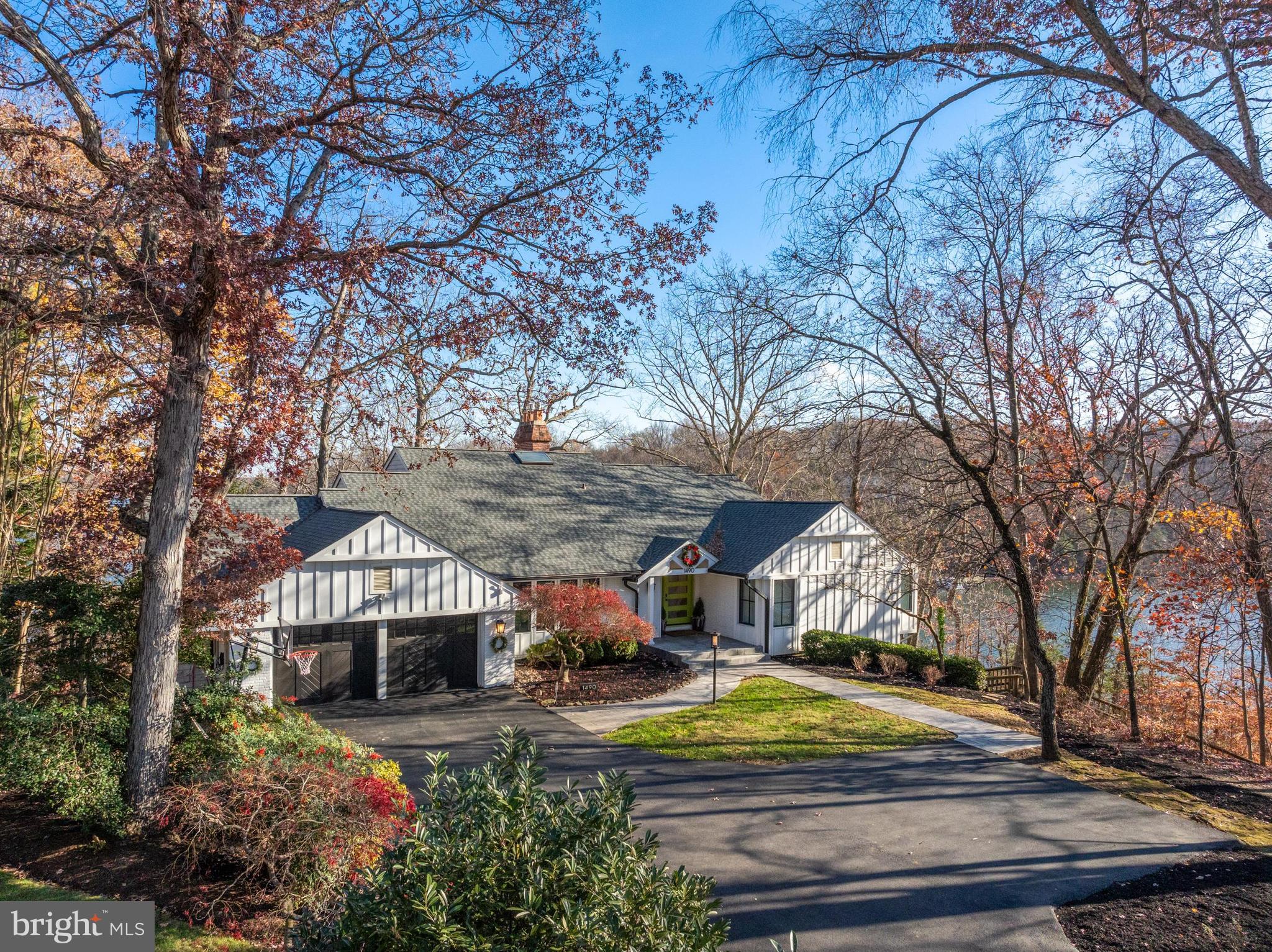 DOWNS ON THE SEVERN - Residential