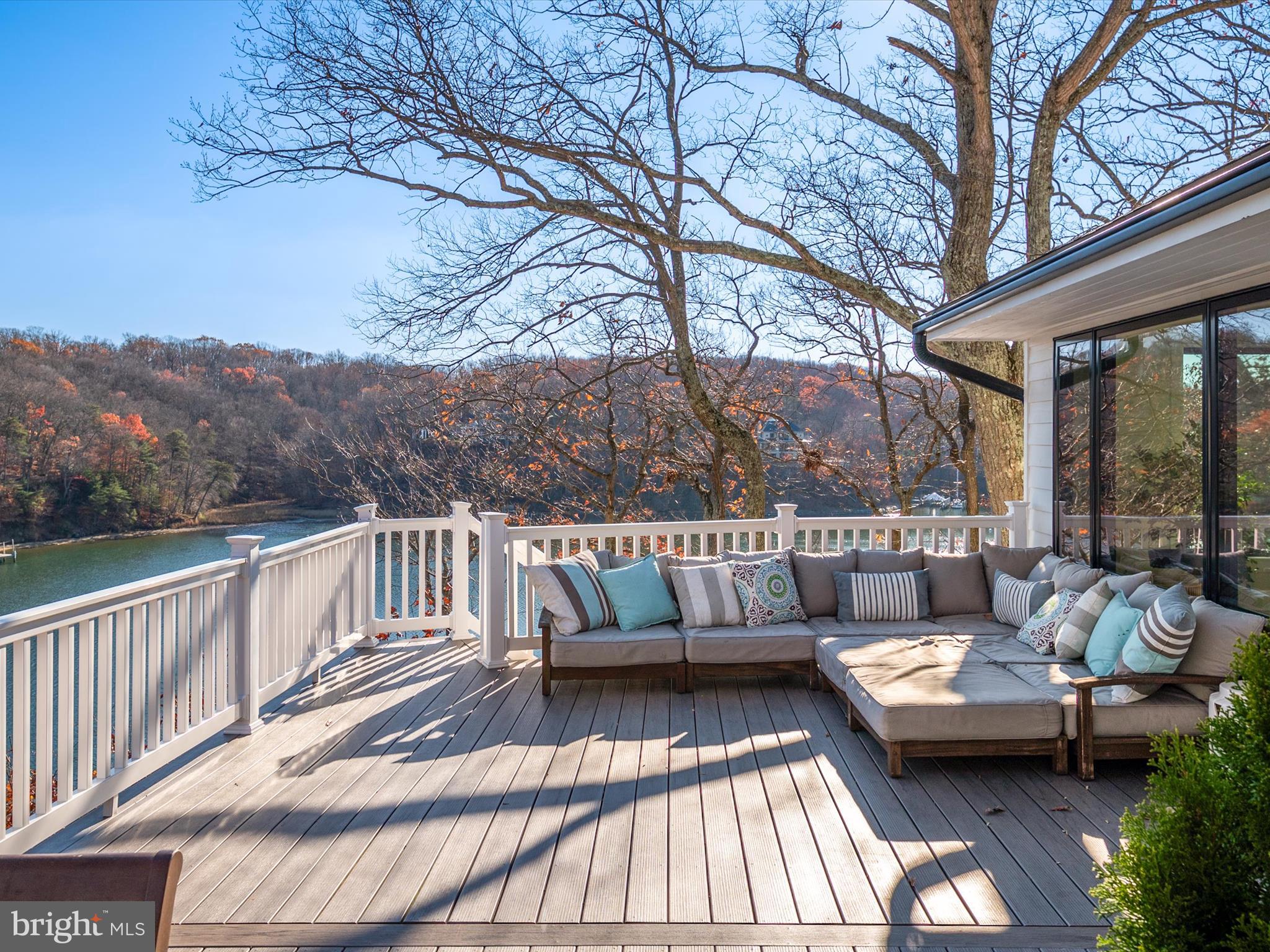 DOWNS ON THE SEVERN - Residential