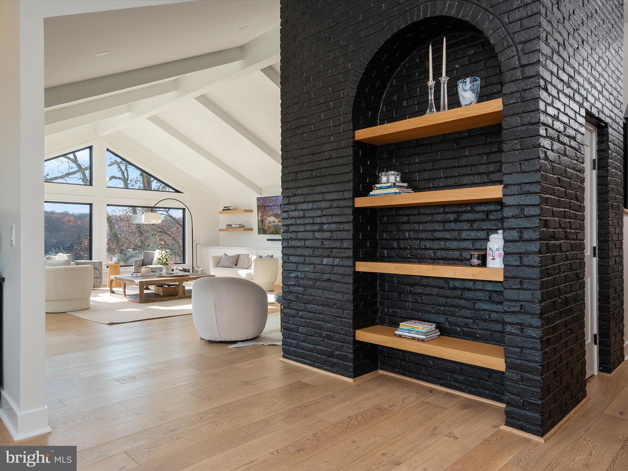 DOWNS ON THE SEVERN - Residential